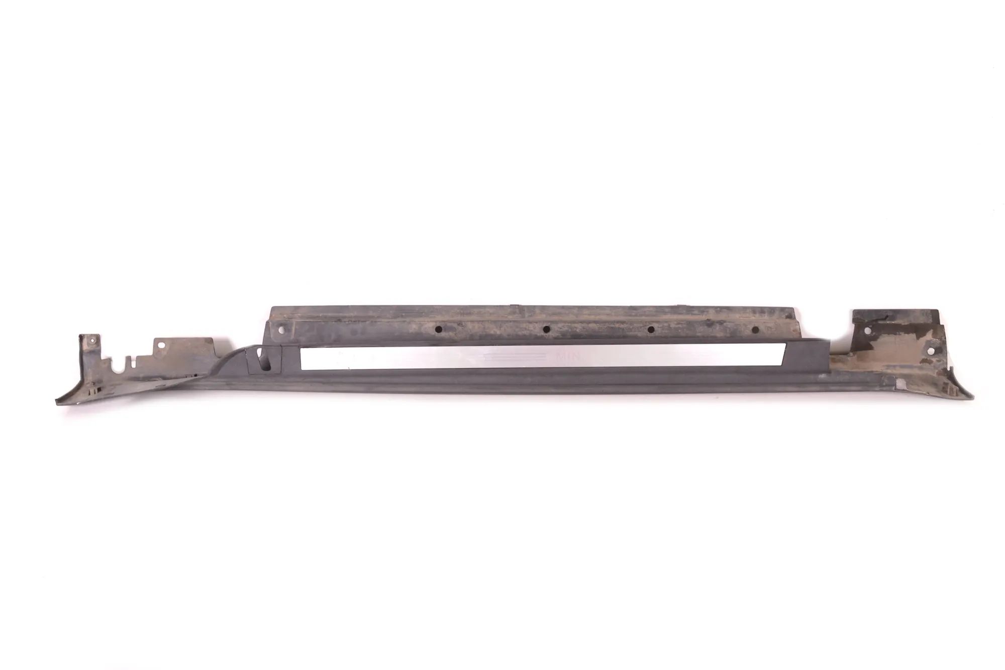 Mini One, Cooper, Clubman (R55 - R59) Right Side Plastic Sideskirt Cover Right Side Plastic Sideskirt Cover — MINI CLUBM...
