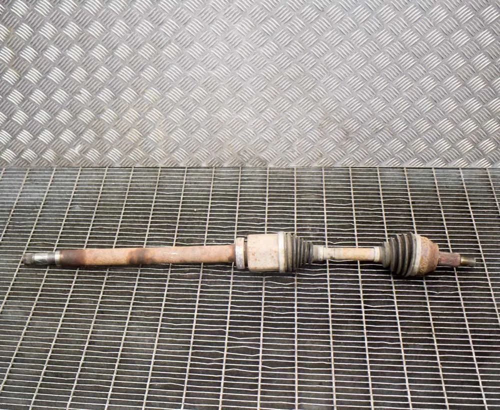 Nissan Leaf Front Right Driveshaft Front Right Driveshaft — NISSAN LEAF (ZE0) (201...