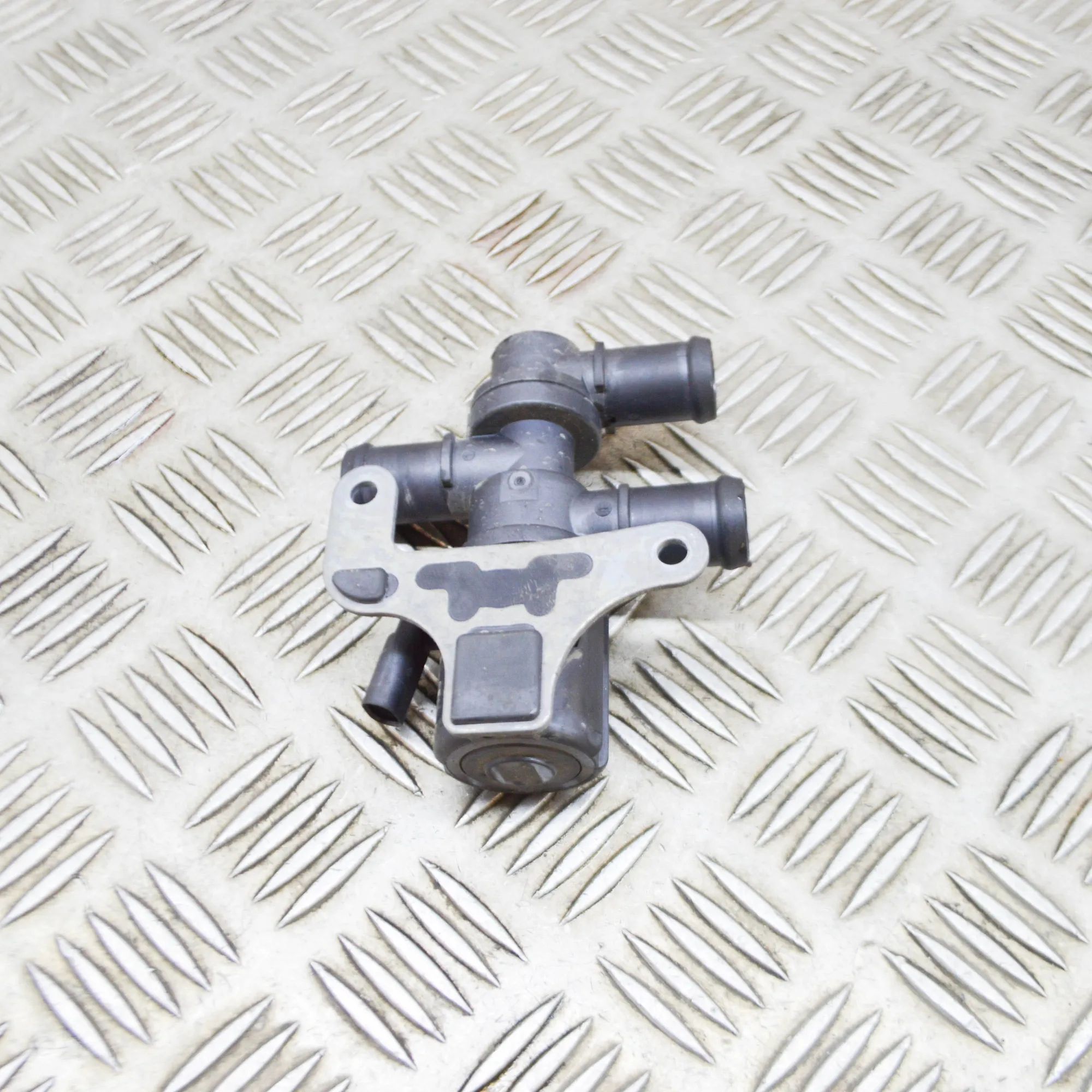 Audi Q4 e-tron Coolant valve Coolant valve — AUDI Q4 (Sportback F4N) (2021-....
