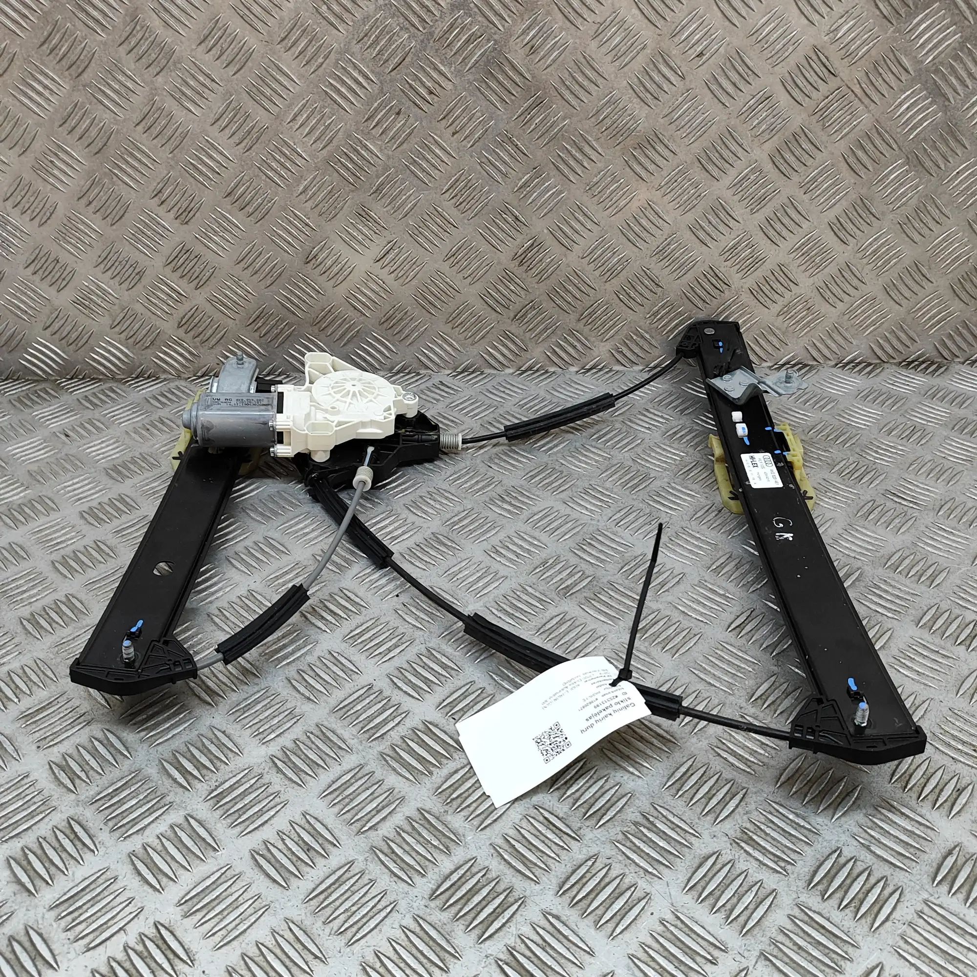 Audi e-tron Rear Left Door Window Regulator Rear Left Door Window Regulator — AUDI E-TRON (...