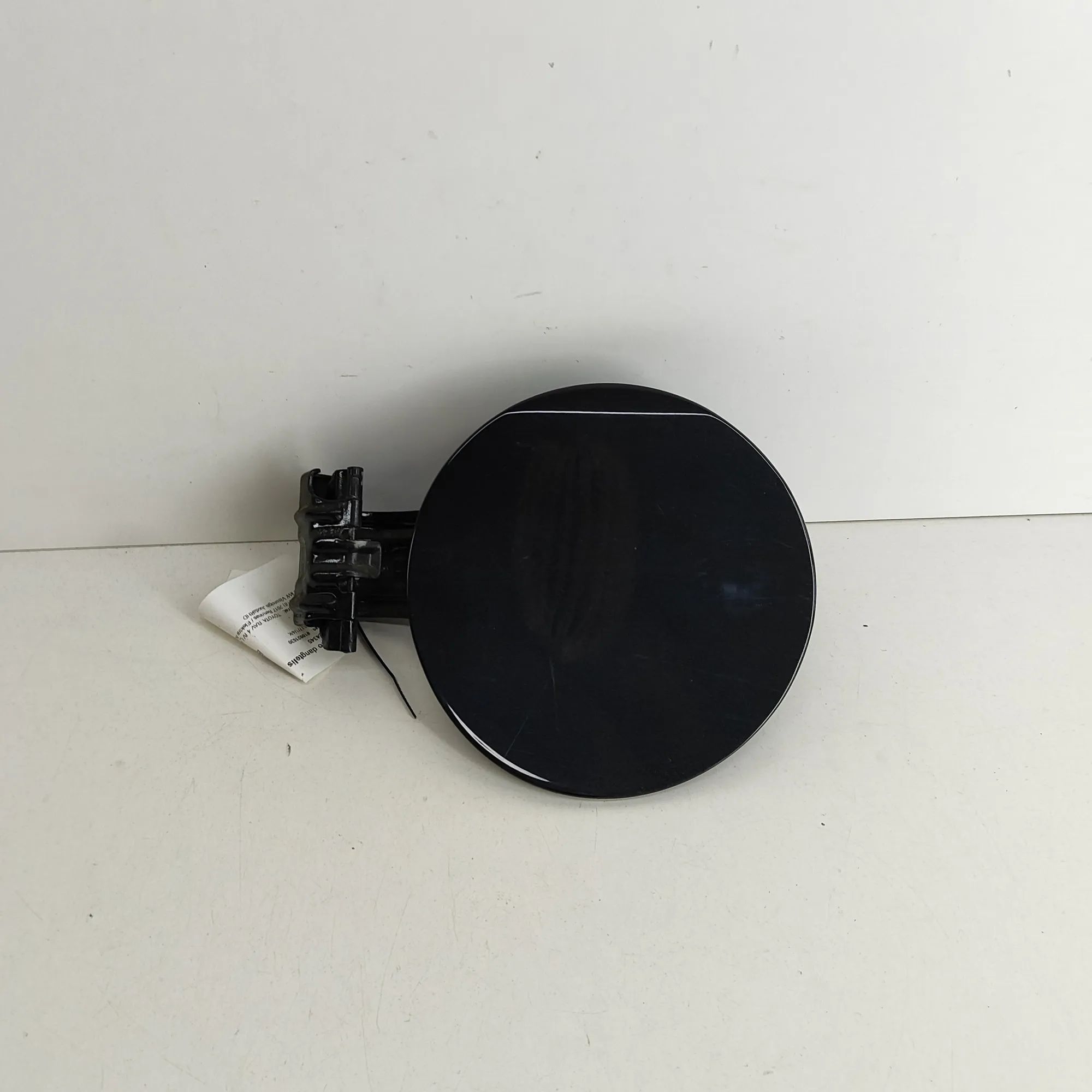 Toyota RAV4 (XA40) Fuel Tank Flap Cap Fuel Tank Flap Cap — TOYOTA RAV (4 IV _A4_) (20...