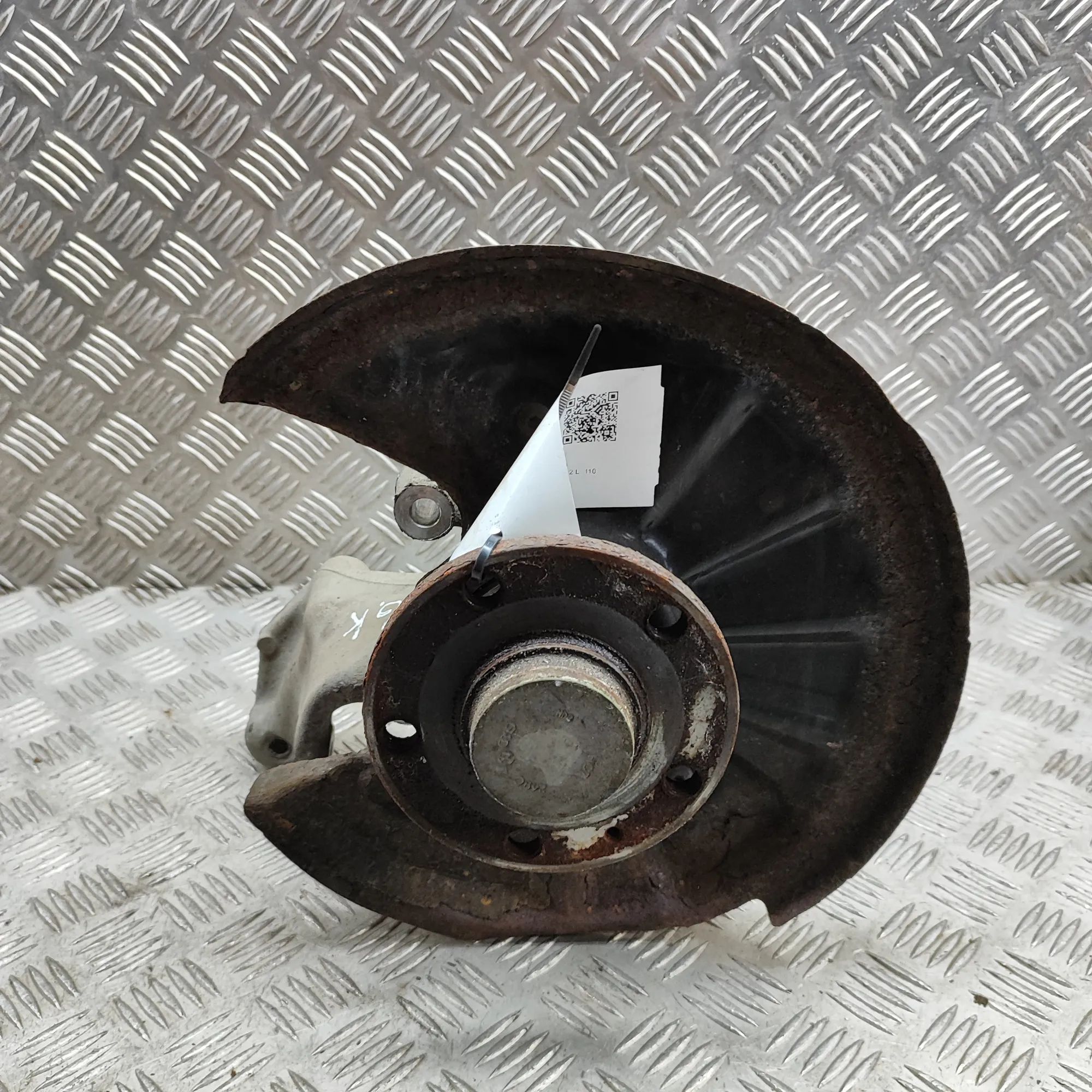 Volkswagen Arteon Rear Left Wheel Hub Spindle Rear Left Wheel Hub Spindle — VW ARTEON (3H7) (...