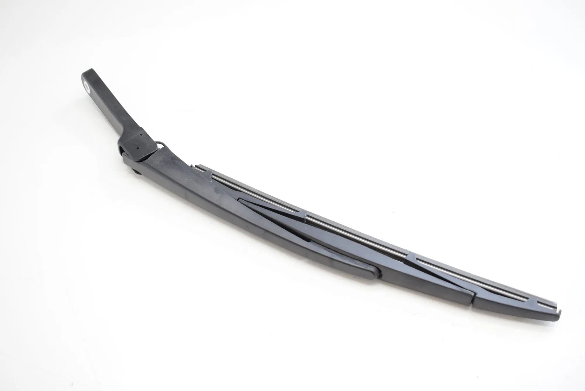 BMW 2 (F22 / F23) Window wiper arm — rear Window wiper arm — rear — BMW 2 SERIES (Active ...
