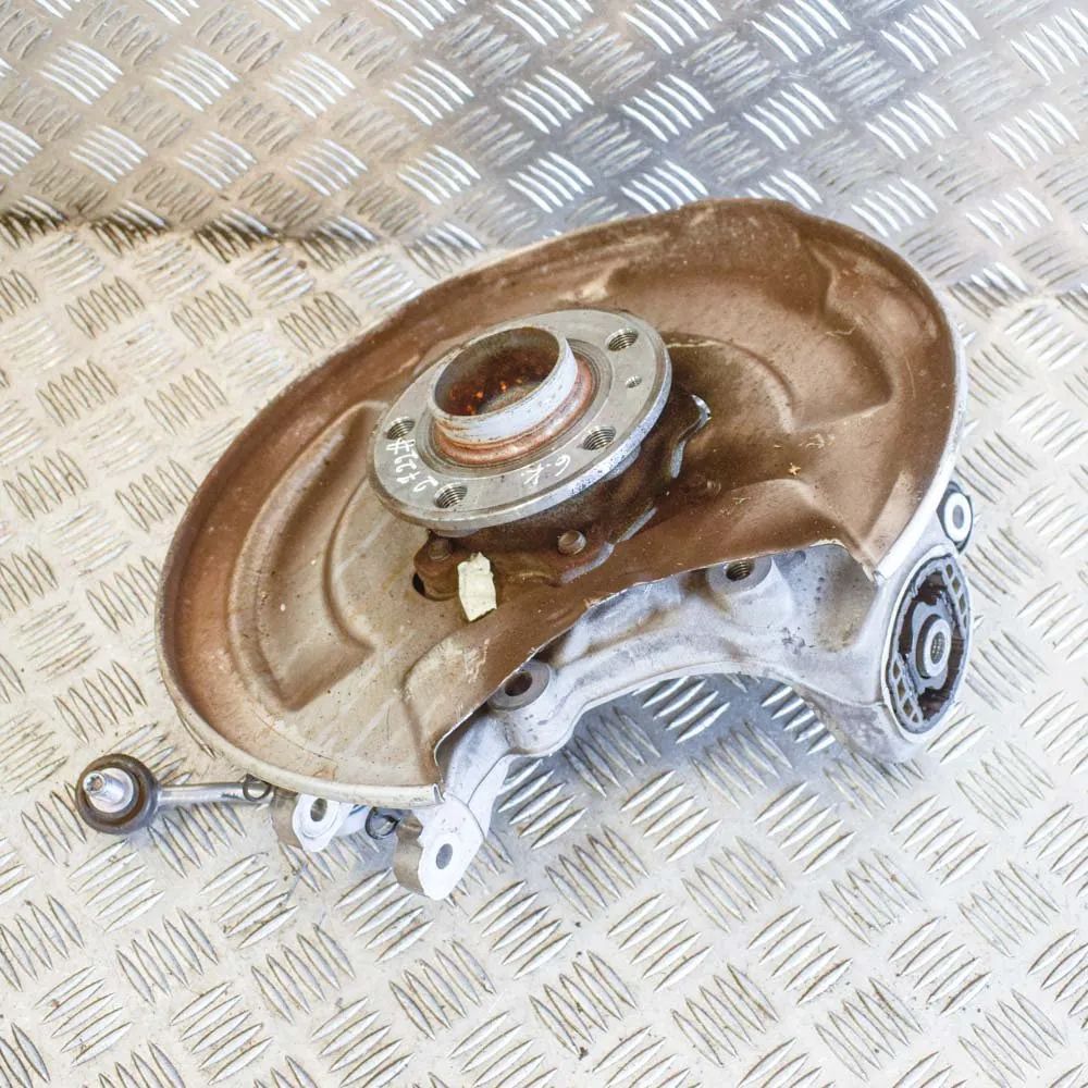 Volvo XC90 Rear Left Wheel Hub Spindle Rear Left Wheel Hub Spindle — VOLVO XC90 (II) (...