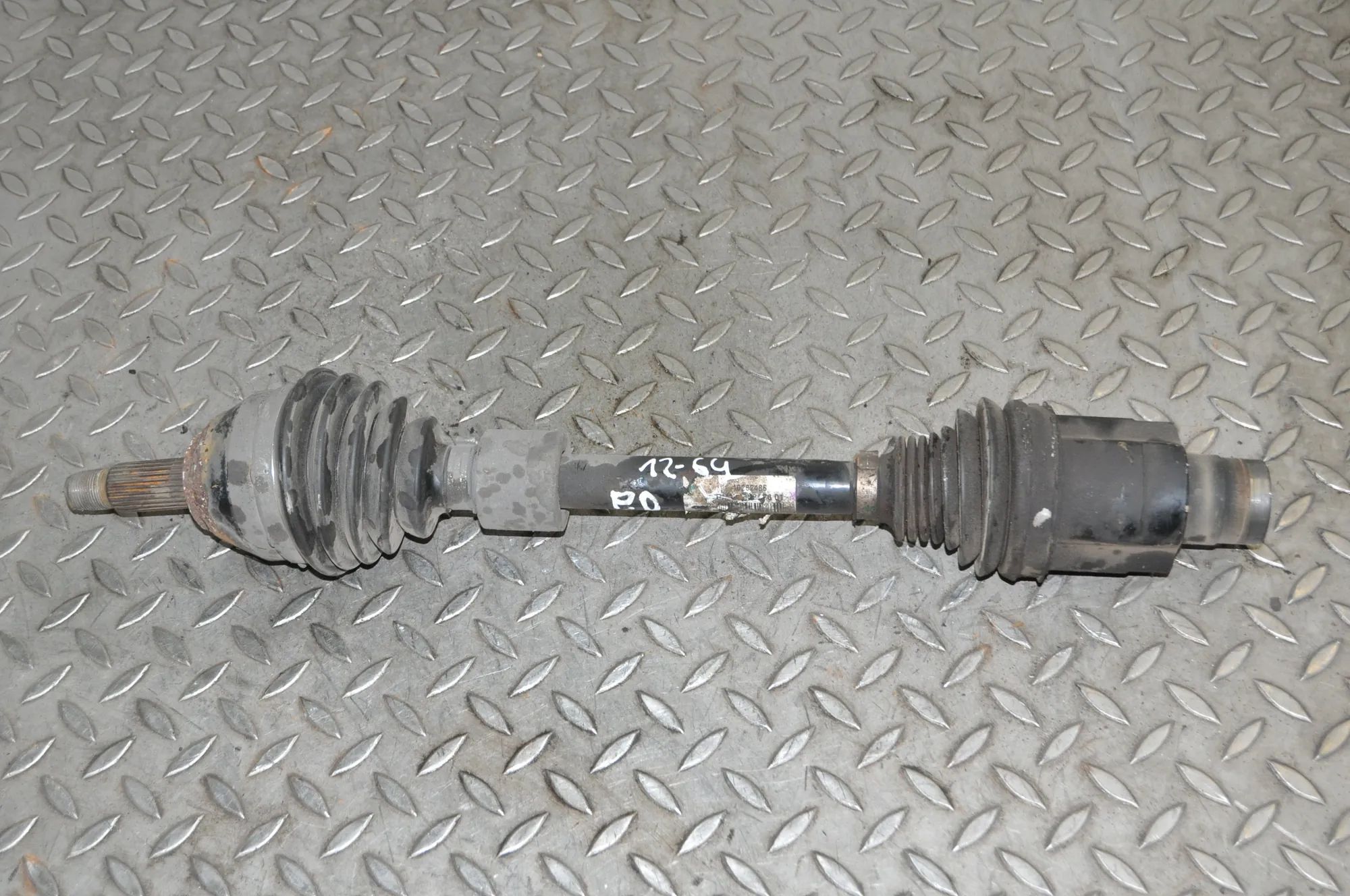 Mini Countryman, Paceman (R60 / R61) Front Right Driveshaft Front Right Driveshaft — MINI COUNTRYMAN (R60) ...