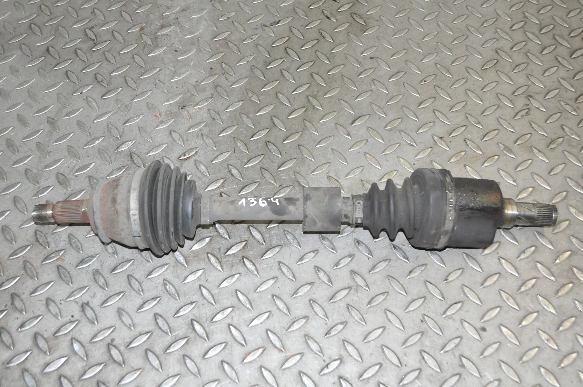 Mini One, Cooper, Clubman (R55 - R59) Front Left Driveshaft Front Left Driveshaft — MINI COOPER (R56) (2005...