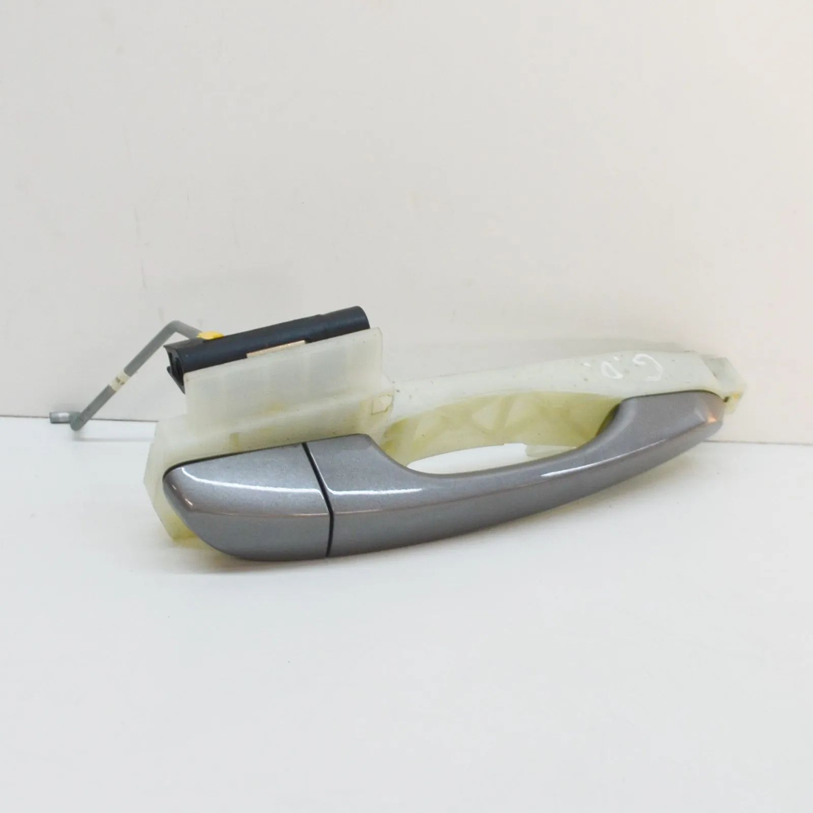 Hyundai Kona Exterior door handle — rear right Exterior door handle — rear right — HYUNDAI KON...