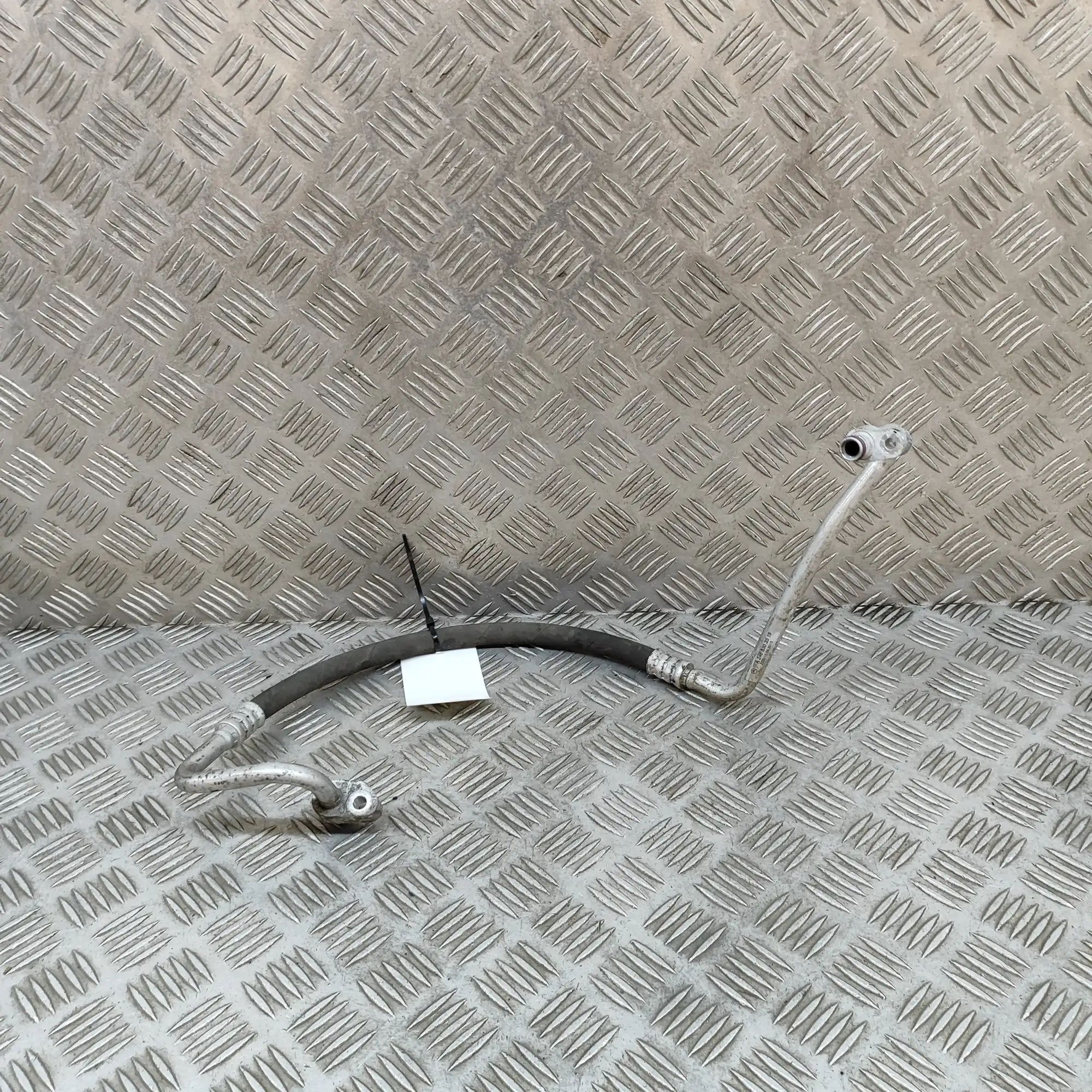 Mercedes-Benz CLA (C117) A/C Air Con Hose Pipe A/C Air Con Hose Pipe — MERCEDES BENZ CLA (Coup...
