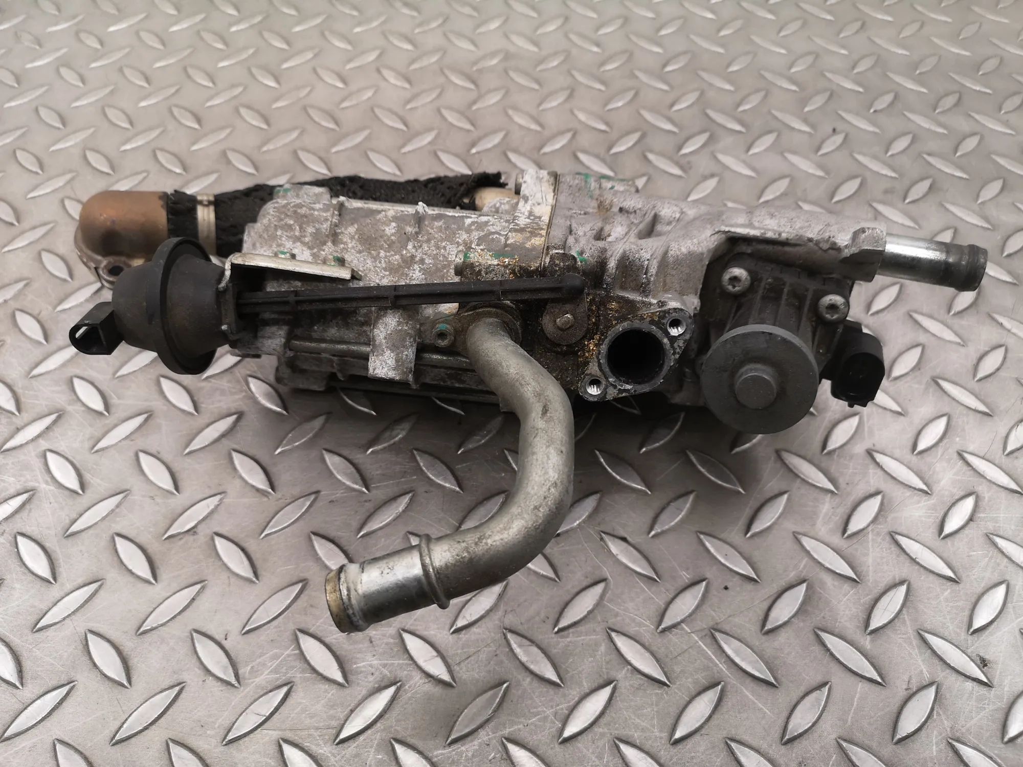 Land Rover Range Rover Sport (L494) EGR Valve EGR valve — LAND ROVER RANGE ROVER SPORT (II L4...