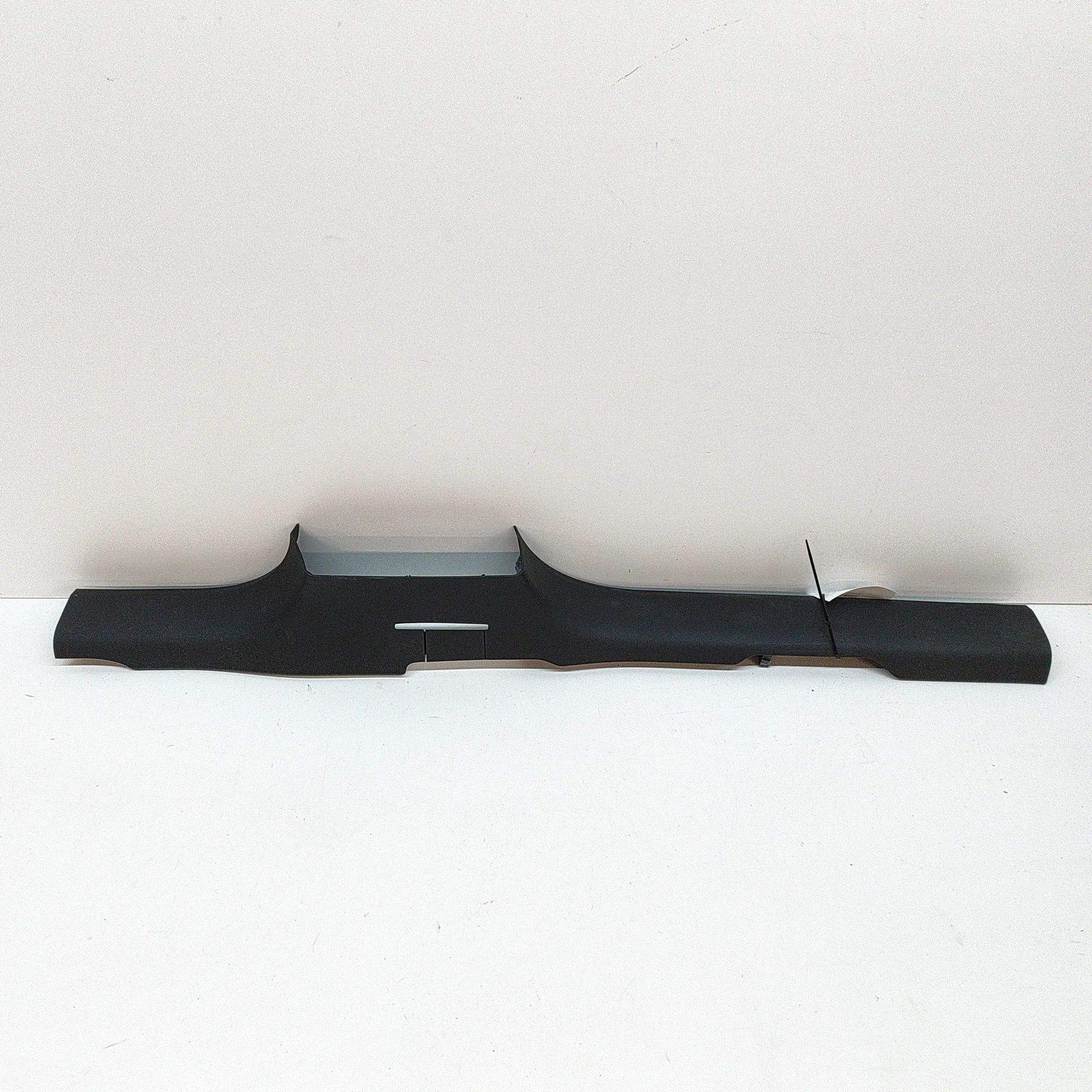 Audi e-tron Sill trim — front left Sill trim — front left — AUDI E-TRON (GEN) (201...