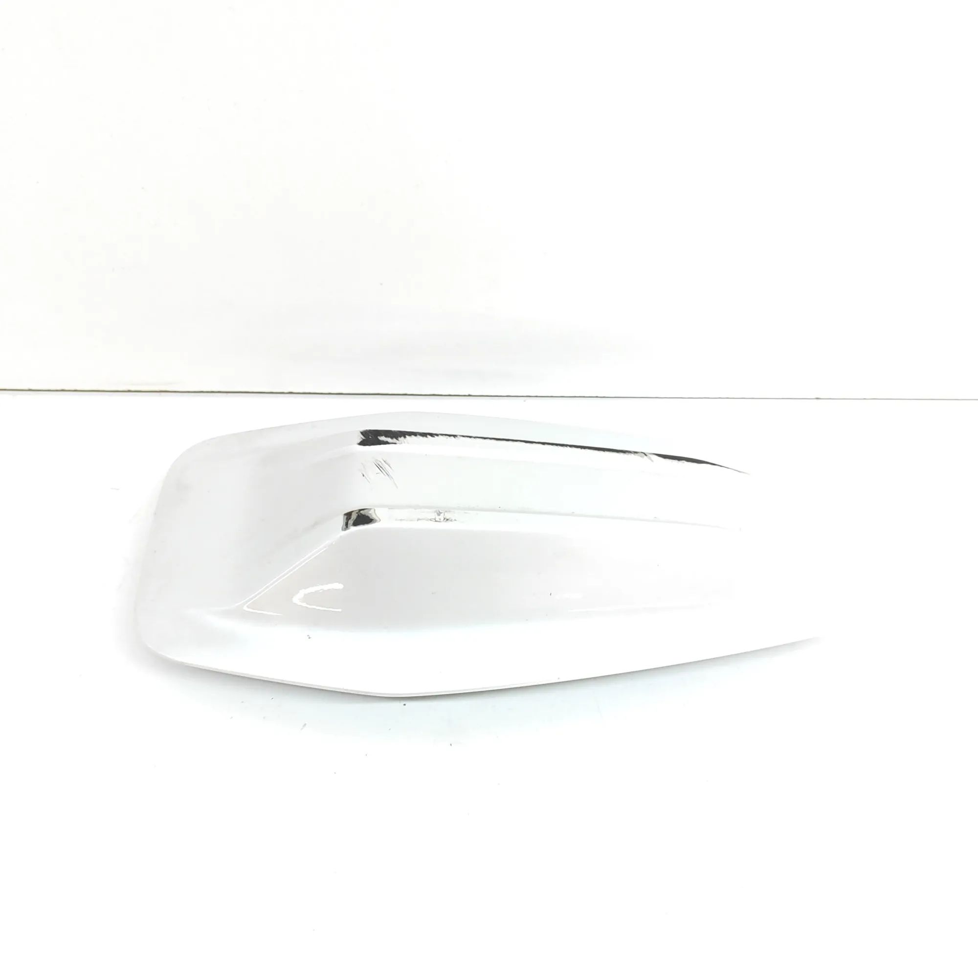 BMW i4 (G26) Antenna trim Antenna trim — BMW I4 (G26) (2022-...) — 982504...