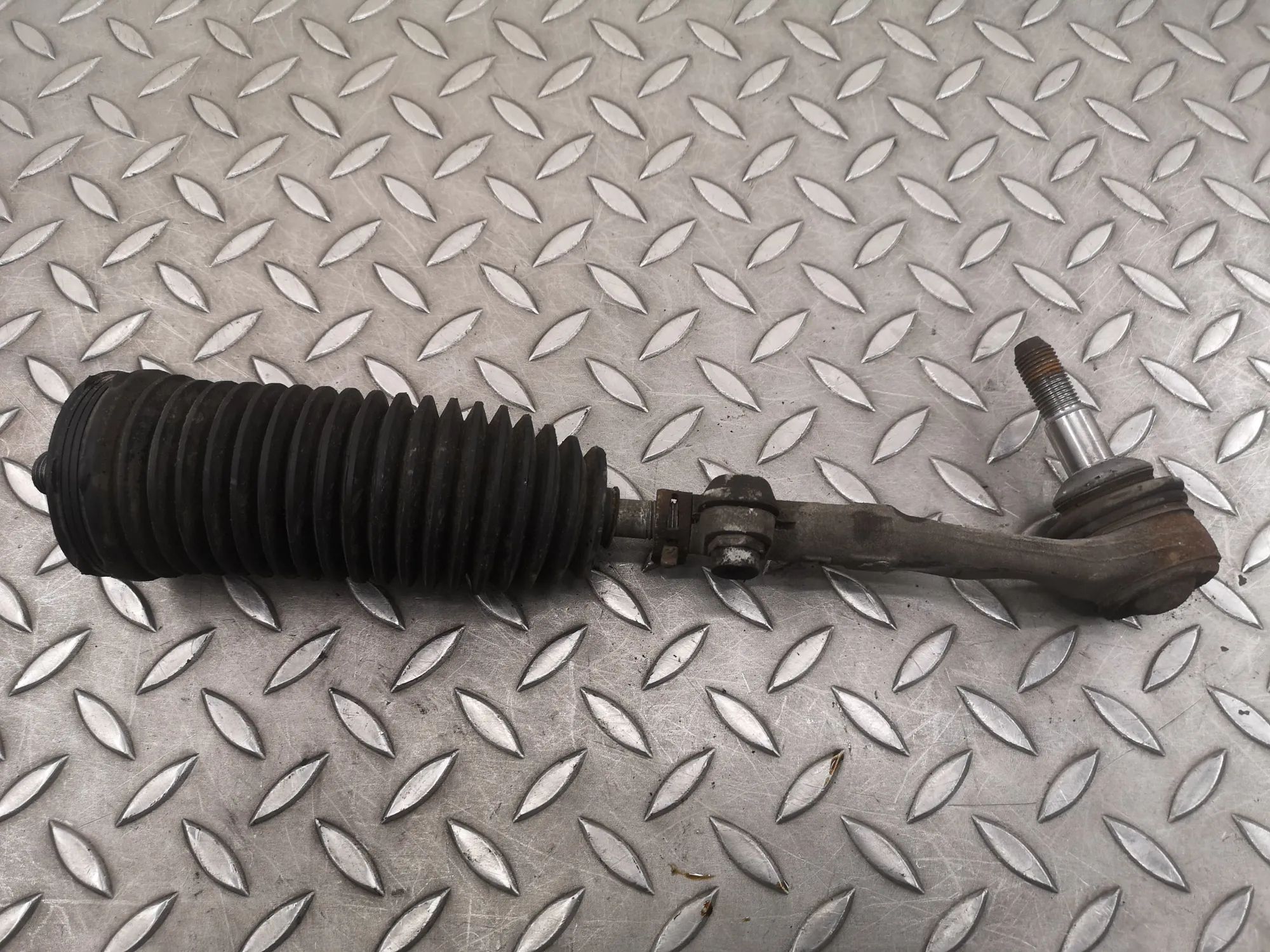 BMW 2 (F22 / F23) Steering tie rod — right Steering tie rod — right — BMW 2 SERIES COUPE (...