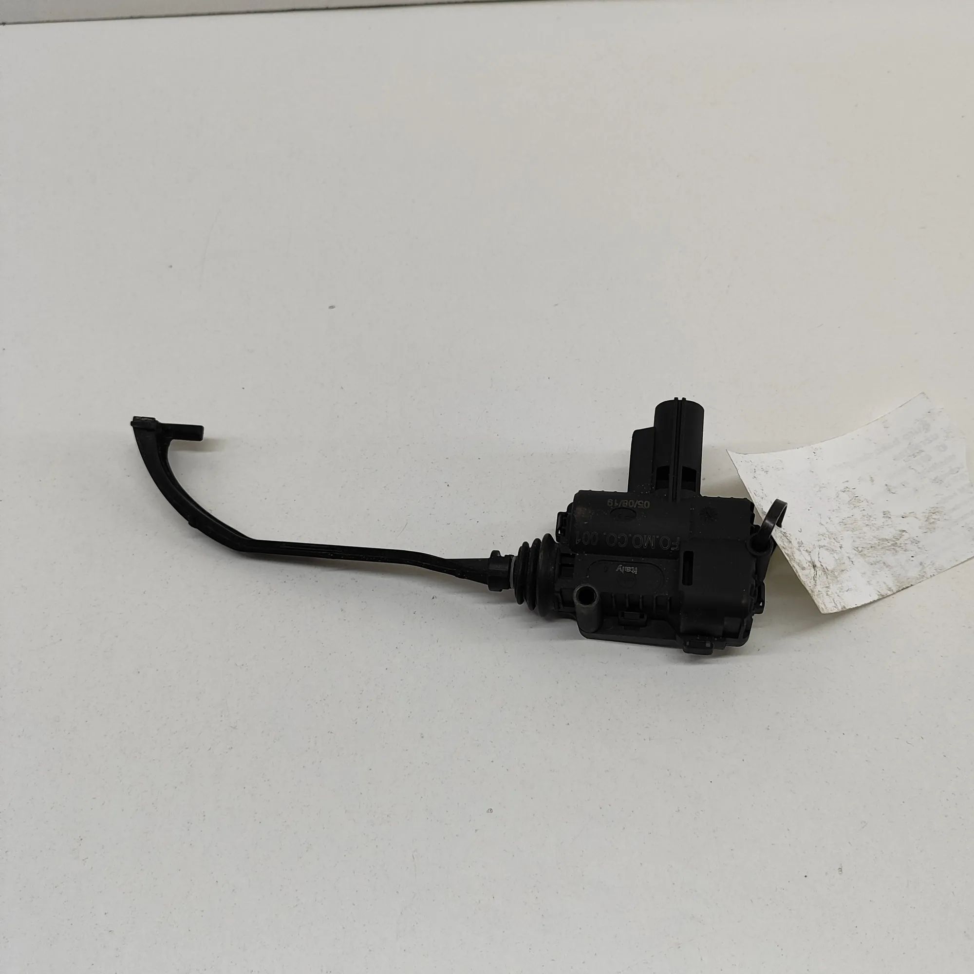 Land Rover Range Rover Sport (L494) Fuel filler flap lock Fuel filler flap lock — LAND ROVER RANGE ROVER ...