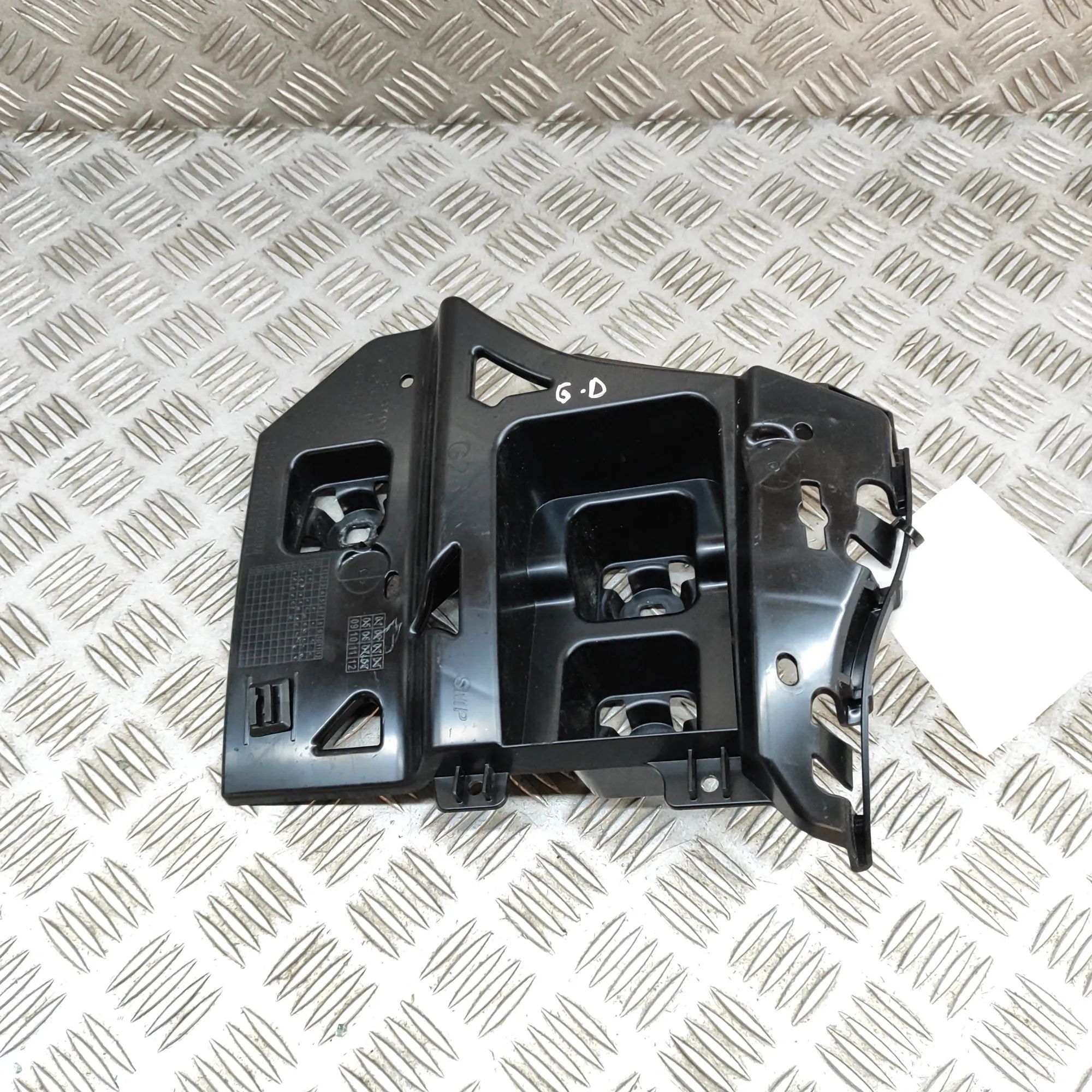 BMW i4 (G26) Rear Right Bumper Bracket Rear Right Bumper Bracket — BMW I4 (G26) (2022-...