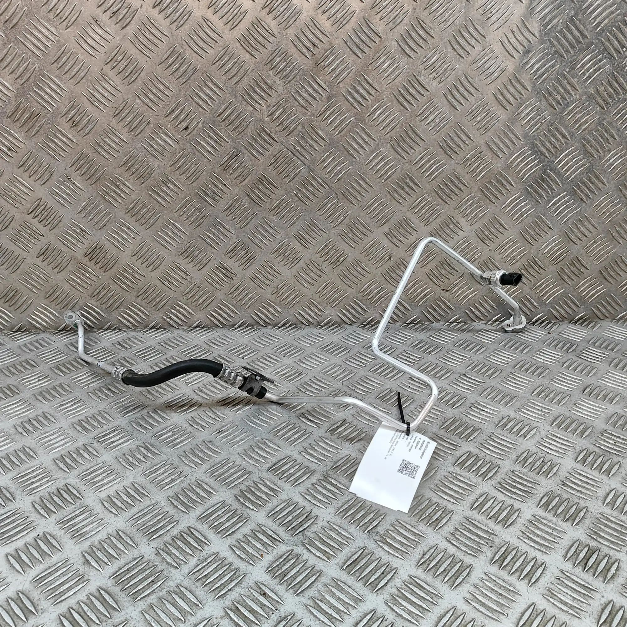 Nissan Juke A/C Air Con Hose Pipe A/C Air Con Hose Pipe — NISSAN JUKE (F16) (2019...