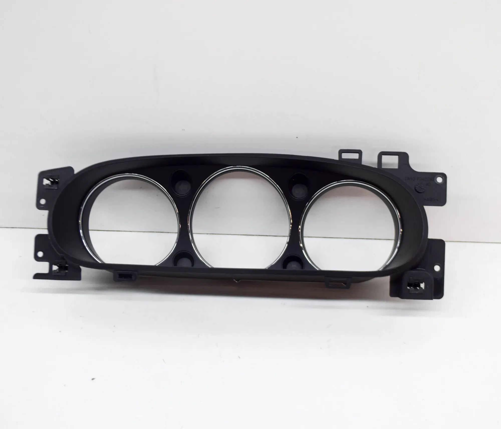 Jaguar XJ (X308) Instrument Cluster Trim Instrument Cluster Trim — JAGUAR XJ (X350) (200...