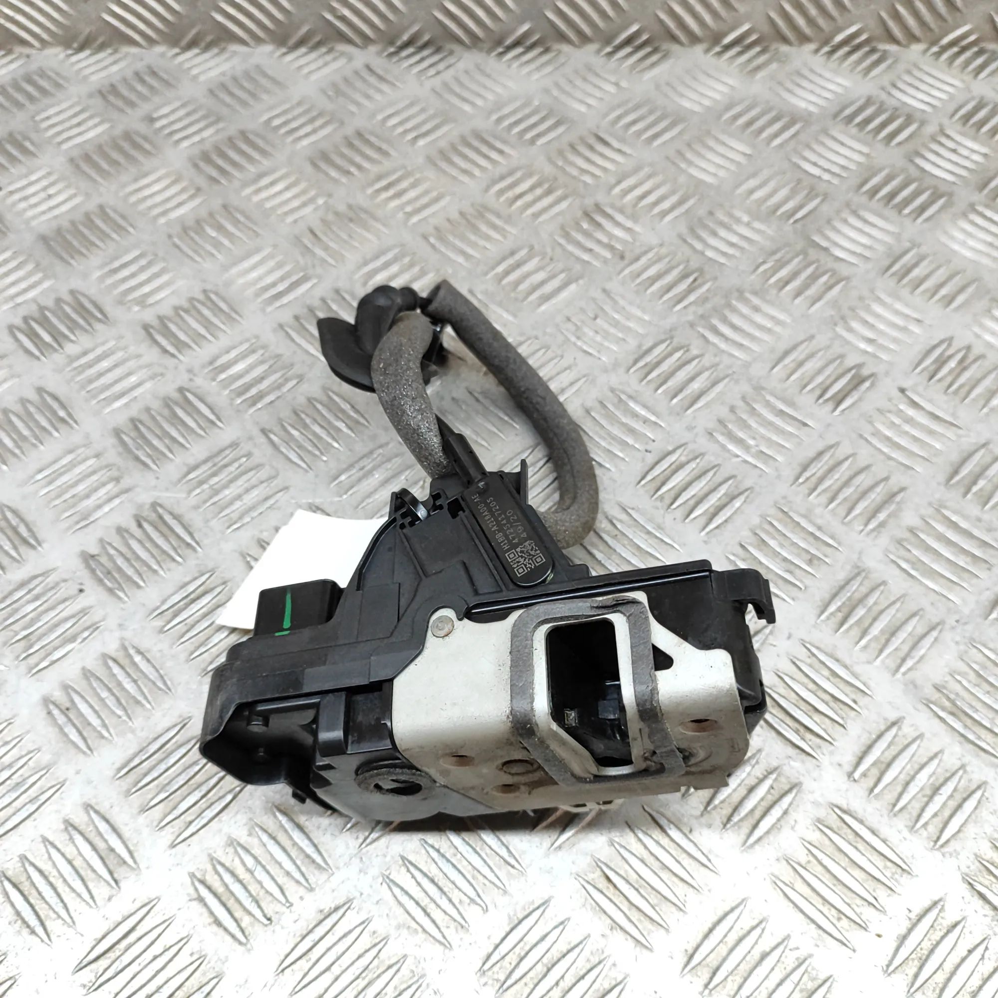 Ford Fiesta Door lock — front left Door lock — front left — FORD FIESTA (VII) (201...
