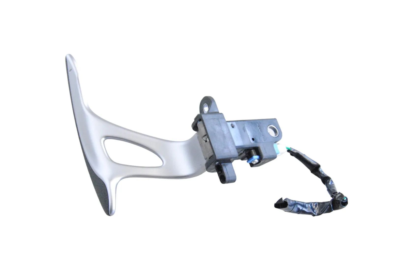 Infiniti Q50 Steering Wheel Gear Shifter Paddle Steering Wheel Gear Shifter Paddle — INFINITI Q...