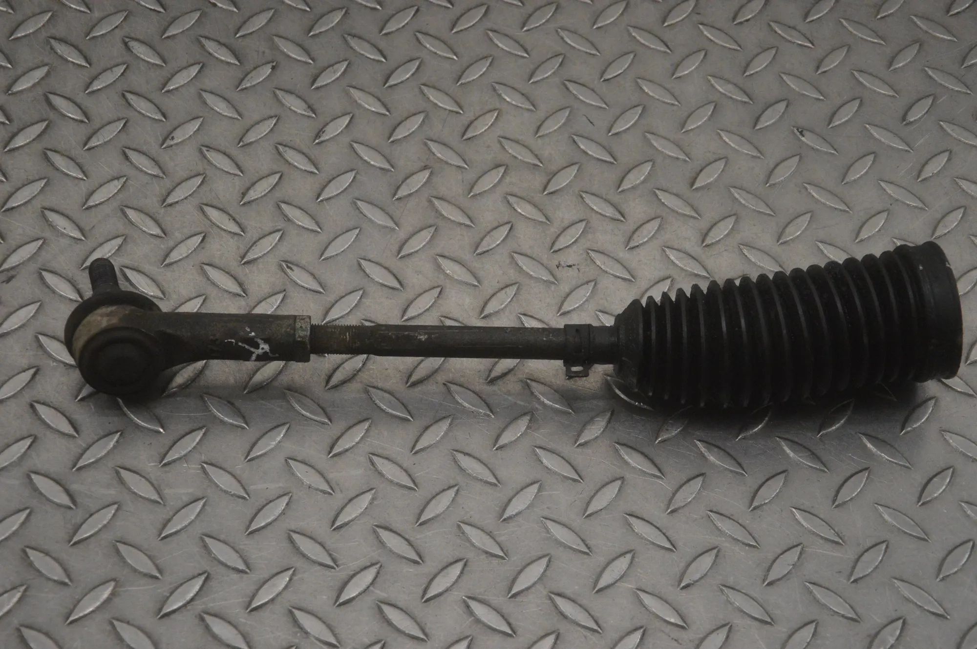 Porsche Cayenne Steering tie rod — left