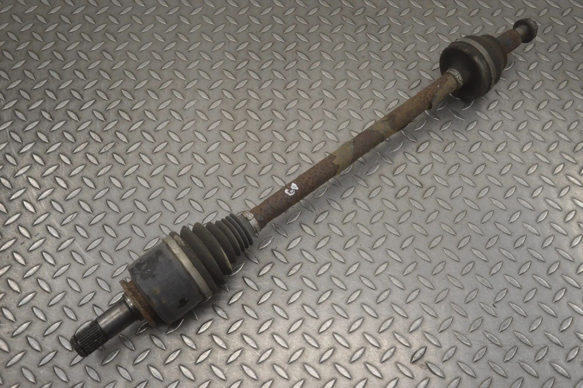 Land Rover Discovery Rear Right Driveshaft Rear Right Driveshaft — LAND ROVER DISCOVERY (V...