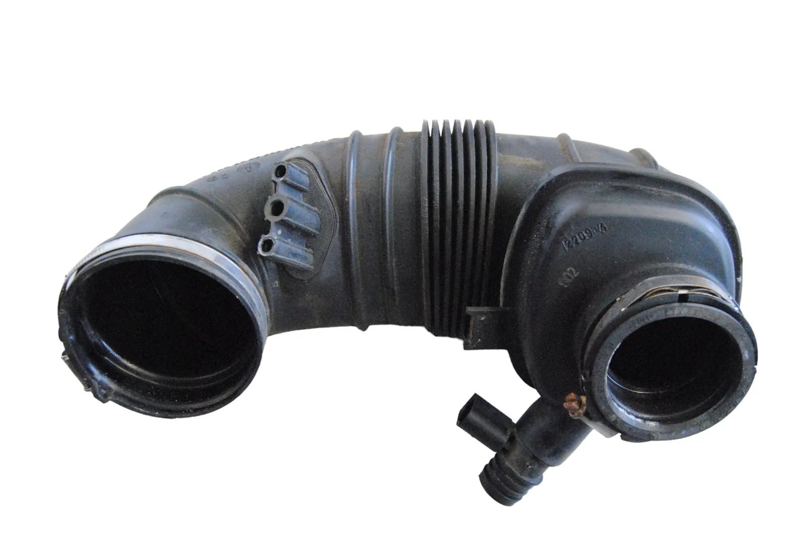 Infiniti Q50 Air Intake Tube Air Intake Tube — INFINITI Q50 (2013-...) — A65...