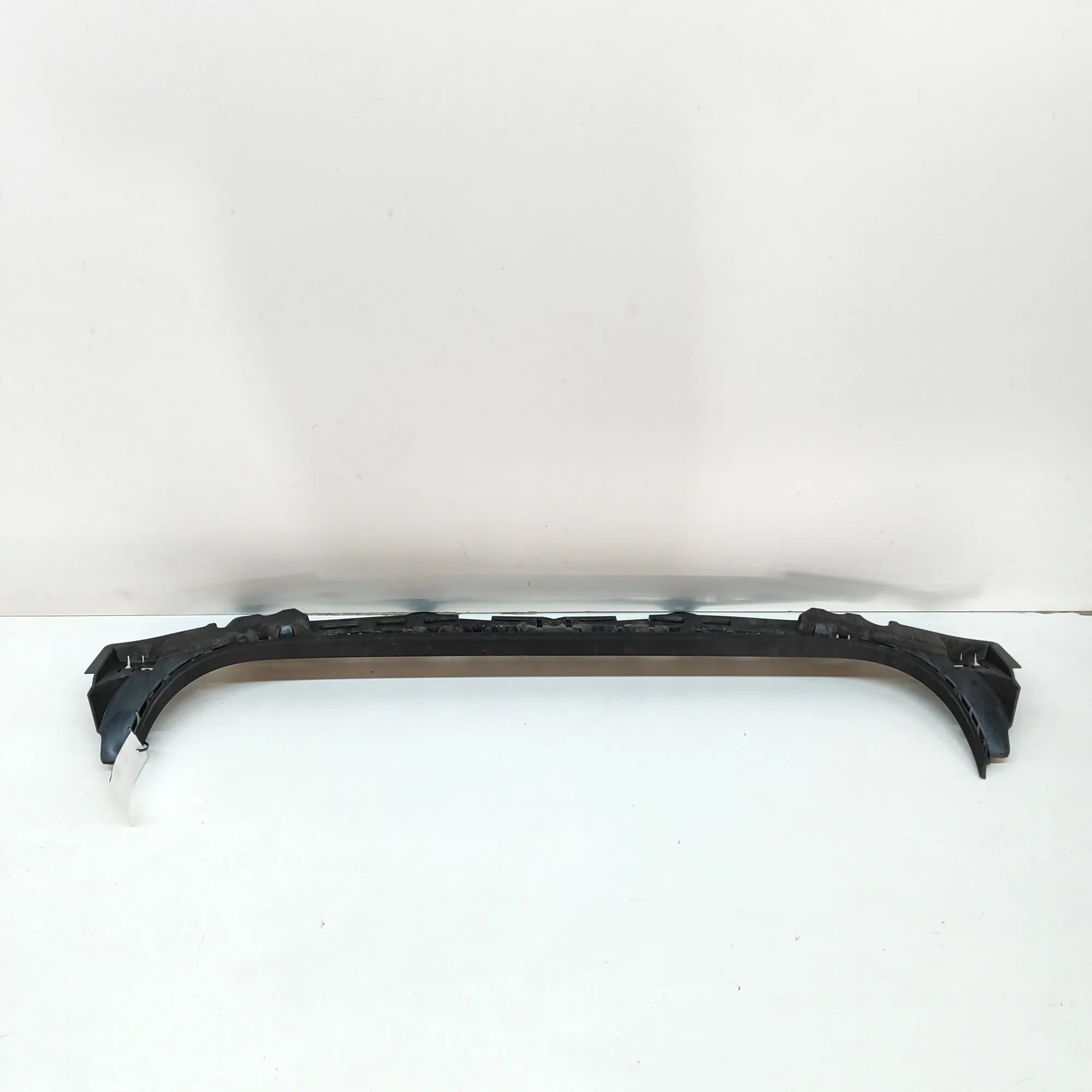 Porsche Panamera Rear Bumper Middle Bracket