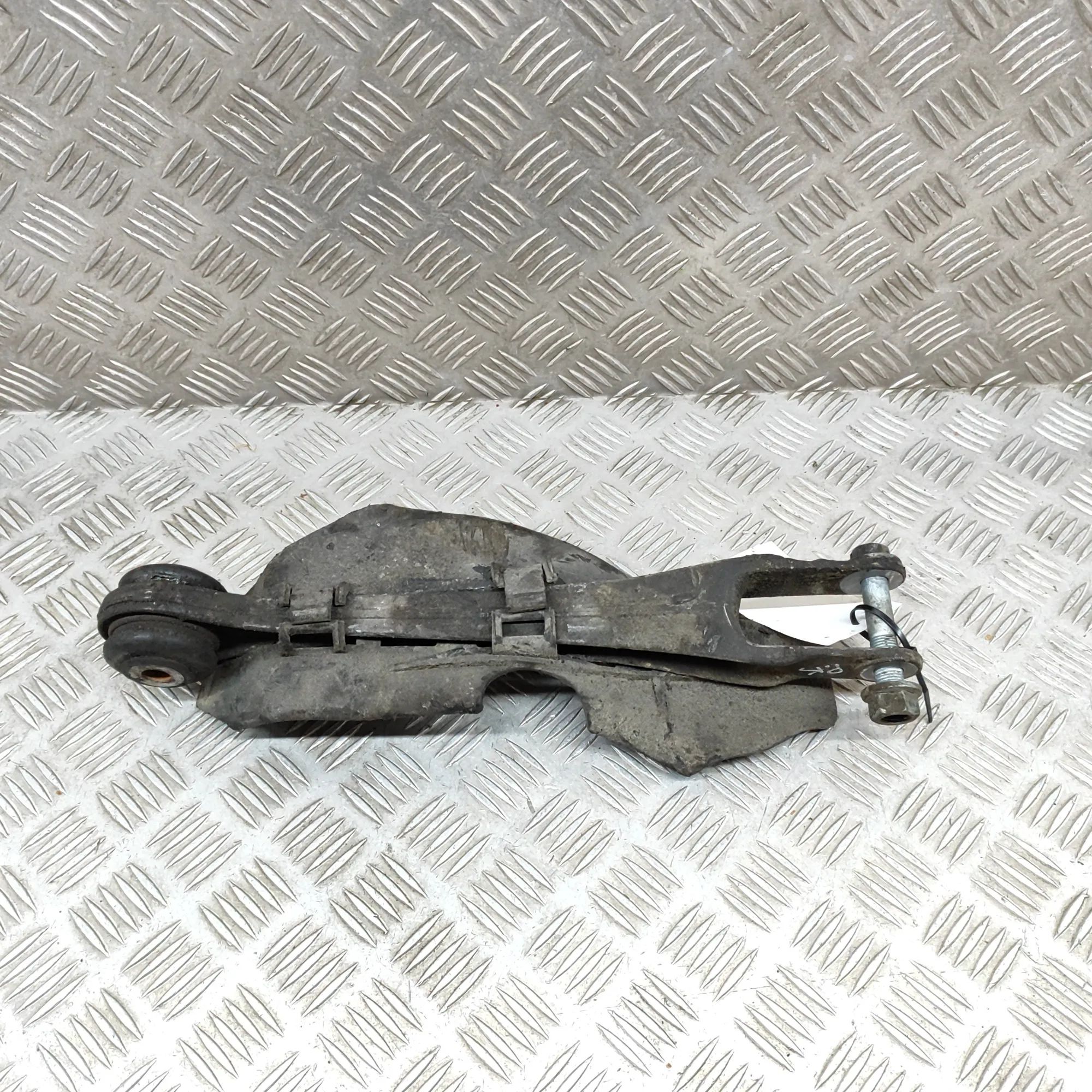 Porsche 911 (996) Front Left Straight Control Arm