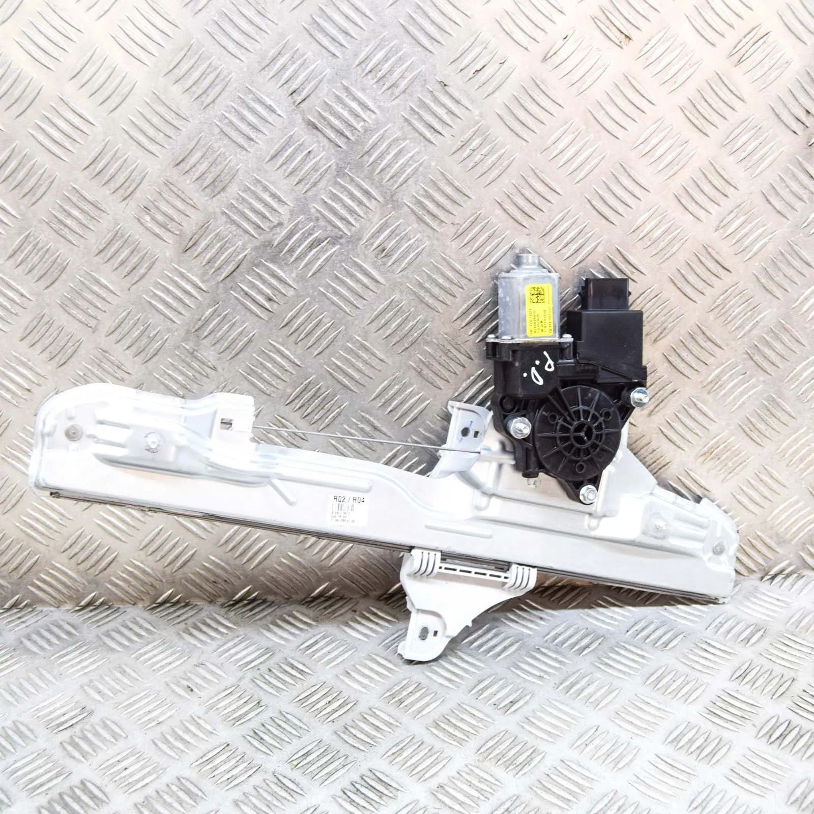 Hyundai Kona Front Right Door Window Regulator Front Right Door Window Regulator — HYUNDAI KON...