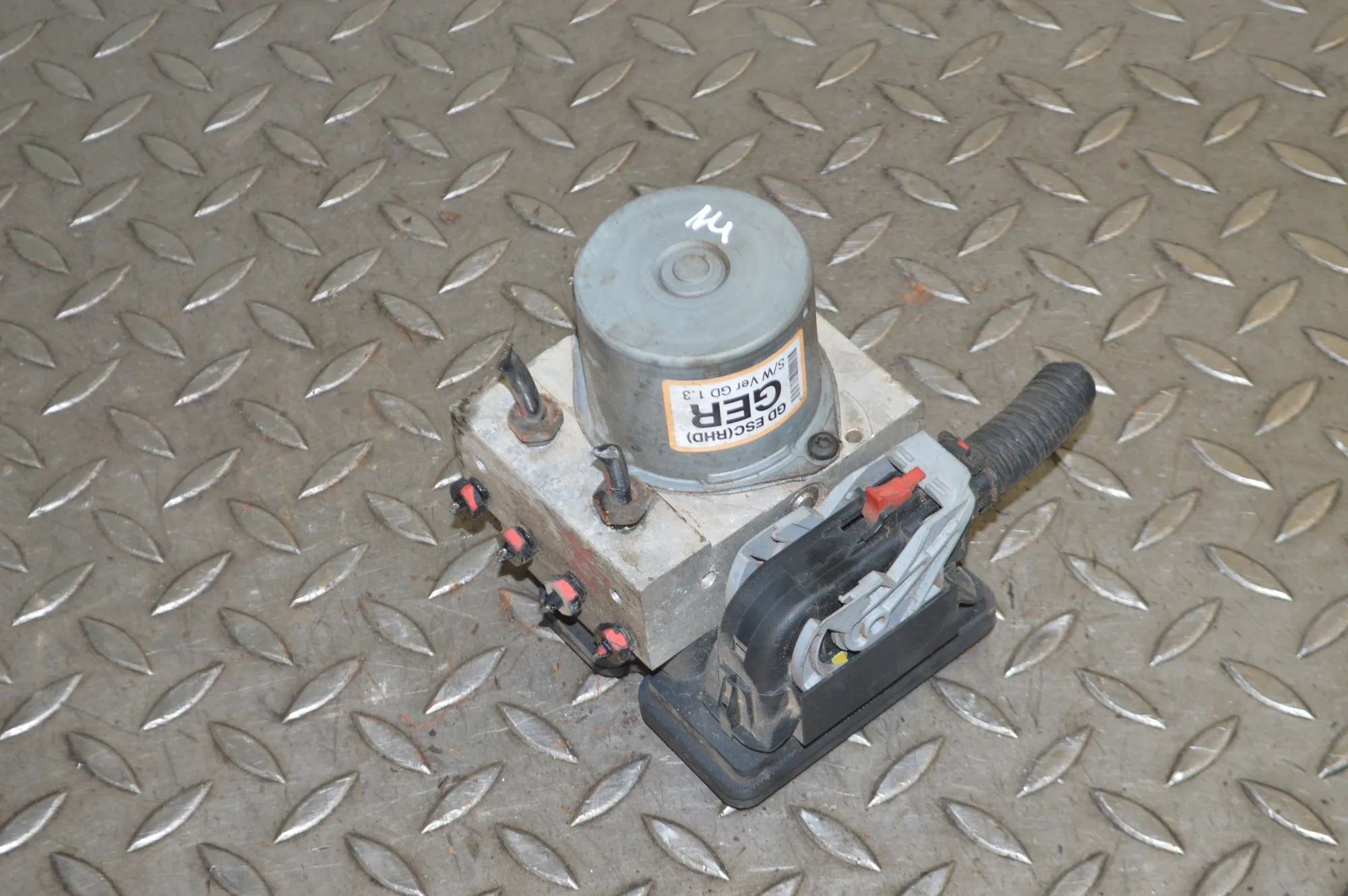 Hyundai i30 ABS hydraulic pump ABS Pump — HYUNDAI I30 (GD) (2011-...) — a6589-...