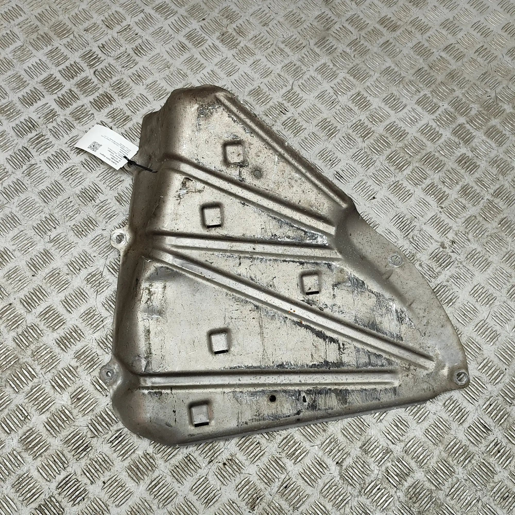 Chevrolet Corvette (C6) Underbody cover — rear left Underbody cover — rear left — CHEVROLET CORVETT...