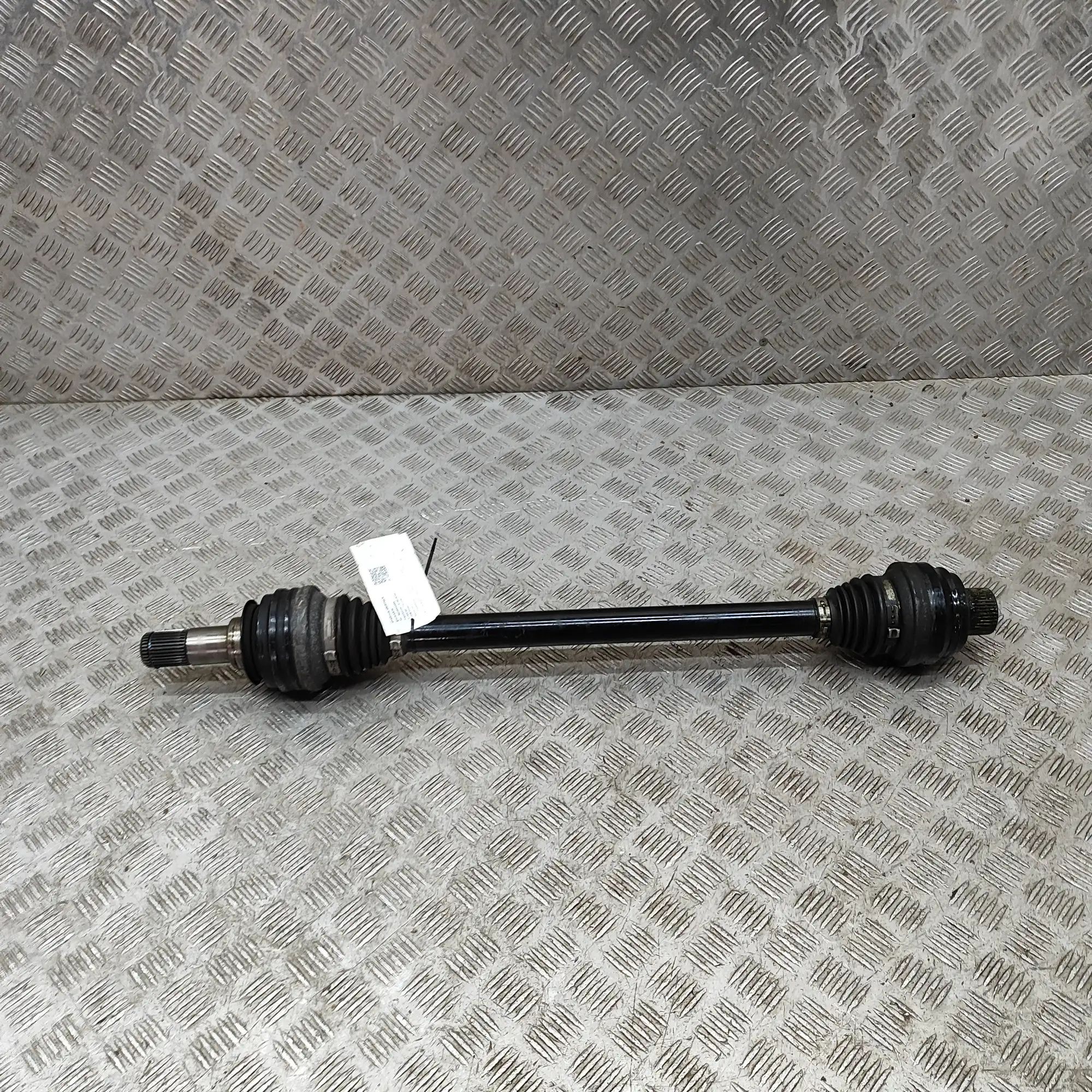 Porsche Macan Rear Right Driveshaft Rear Right Driveshaft — PORSCHE MACAN (95B) (20...