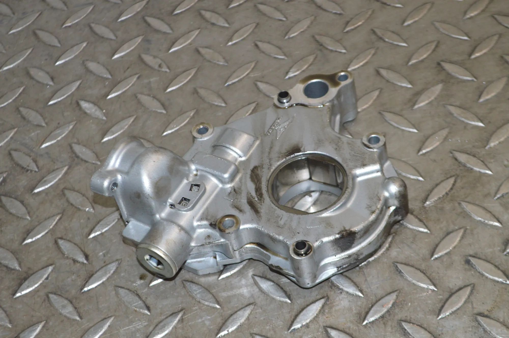 Subaru Outback Oil Pump Oil pump — SUBARU OUTBACK (BL, BP) (2003-2010)
...