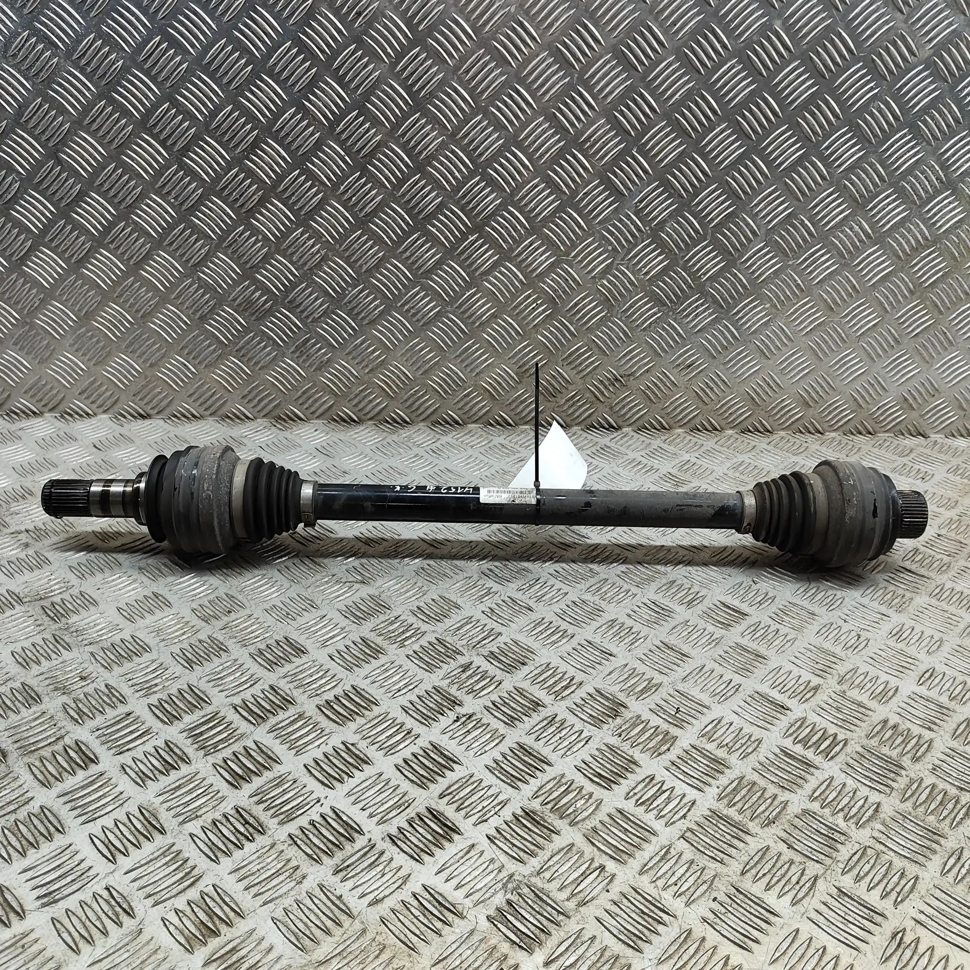 Porsche Macan Rear Left Driveshaft Rear Left Driveshaft — PORSCHE MACAN (95B) (201...