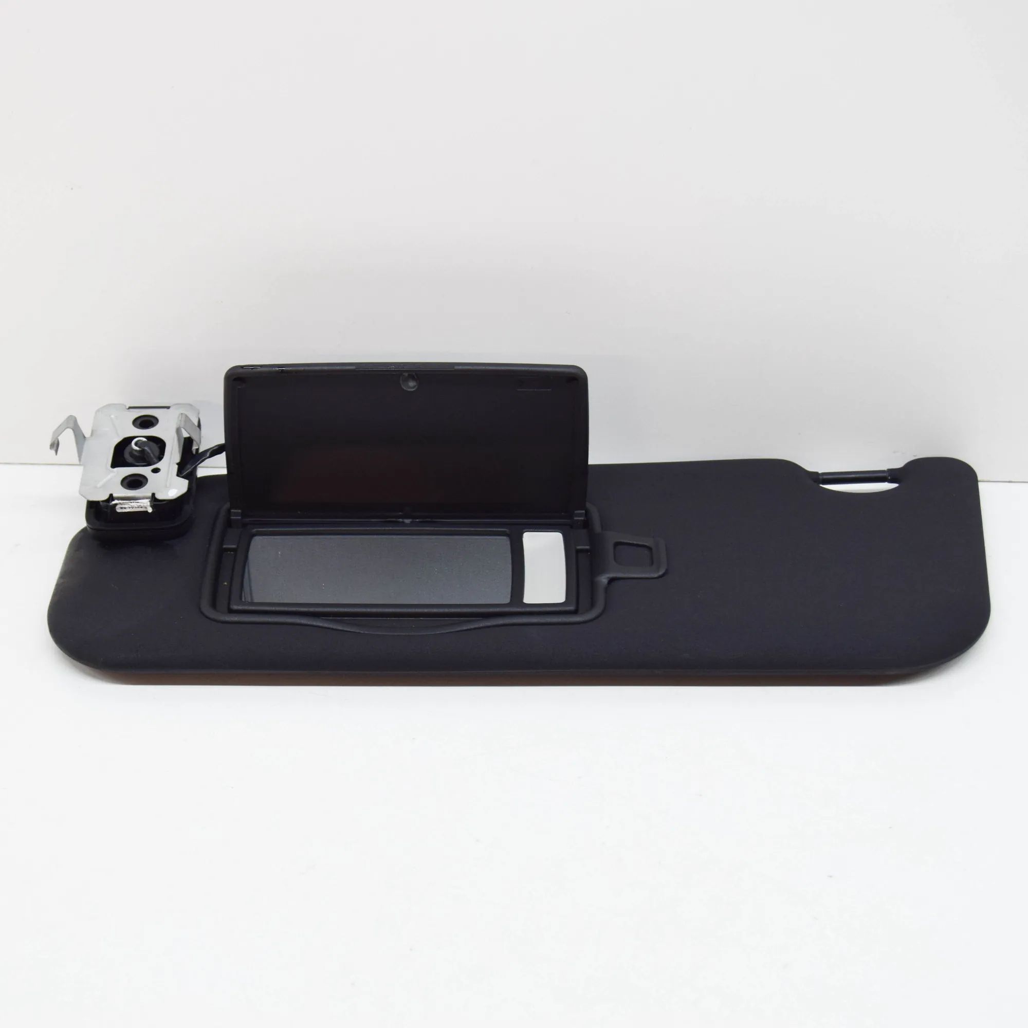 Jaguar E-Pace Left Side Sun Visor Left Side Sun Visor — JAGUAR E-PACE (X540) (201...