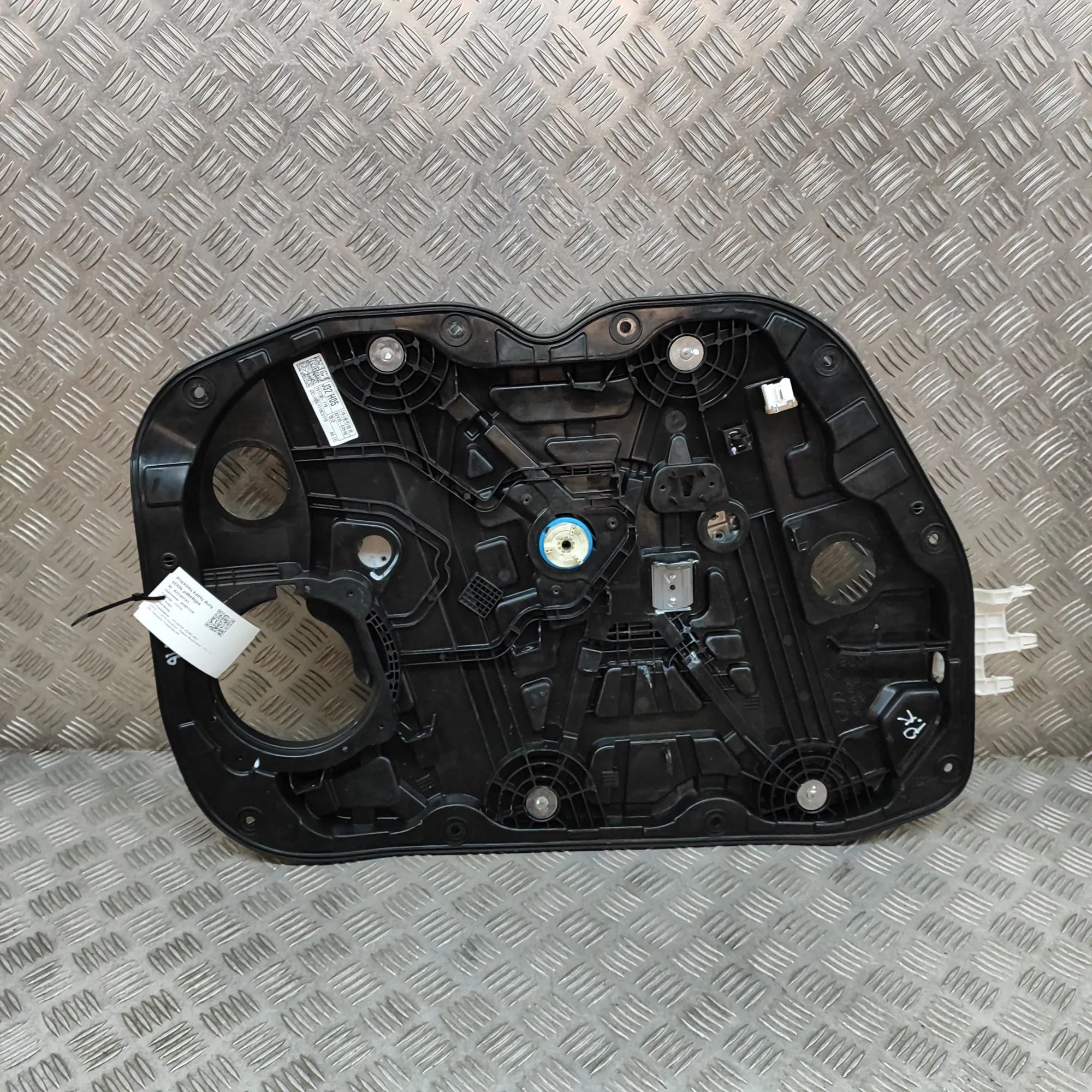 Hyundai Ioniq Front Left Door Window Regulator Front Left Door Window Regulator — HYUNDAI IONI...