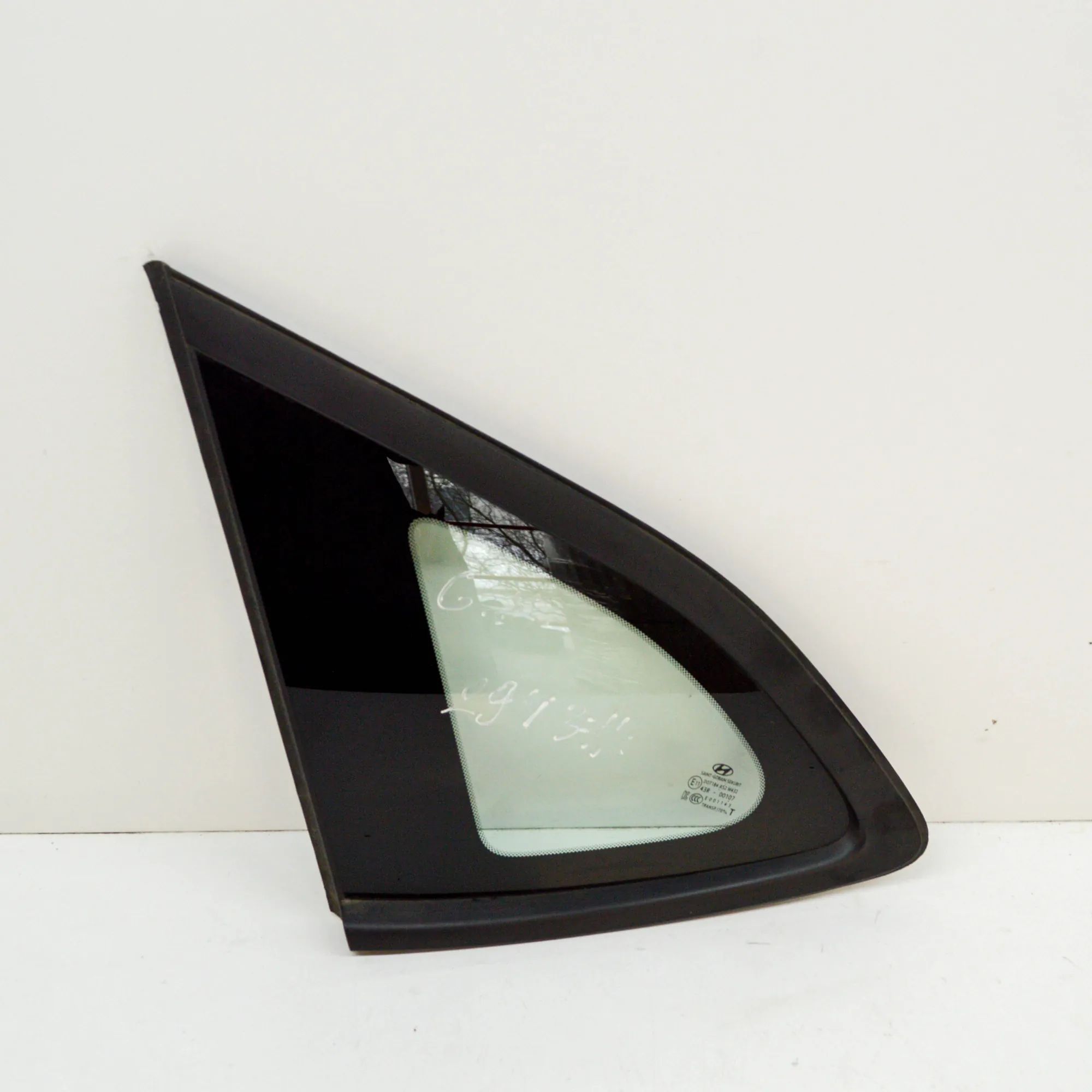 Hyundai Tucson Rear Left Quarter Window Rear Left Quarter Window — HYUNDAI TUCSON (TL, ...