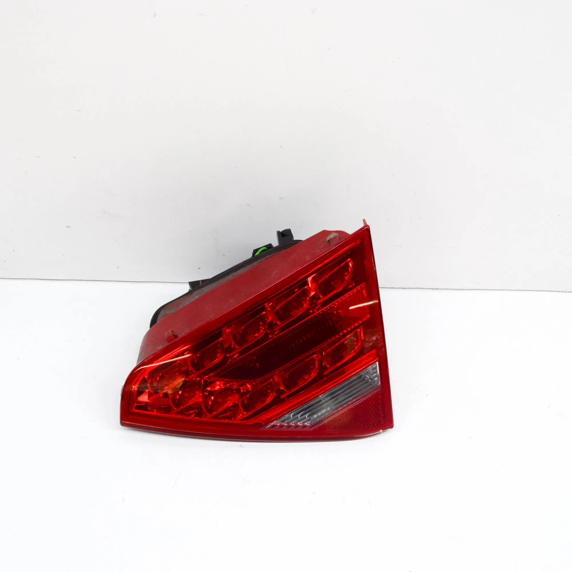 Audi A5 (B8) Right Side Tailgate Tail Light Right Side Tailgate Tail Light — AUDI A5 (8T3) ...