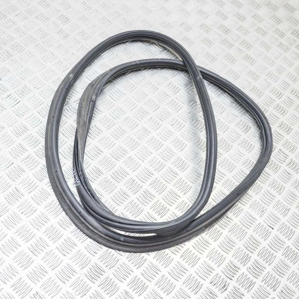 Maserati Ghibli Tailgate rubber seal Tailgate rubber seal — MASERATI GHIBLI (M157) (...