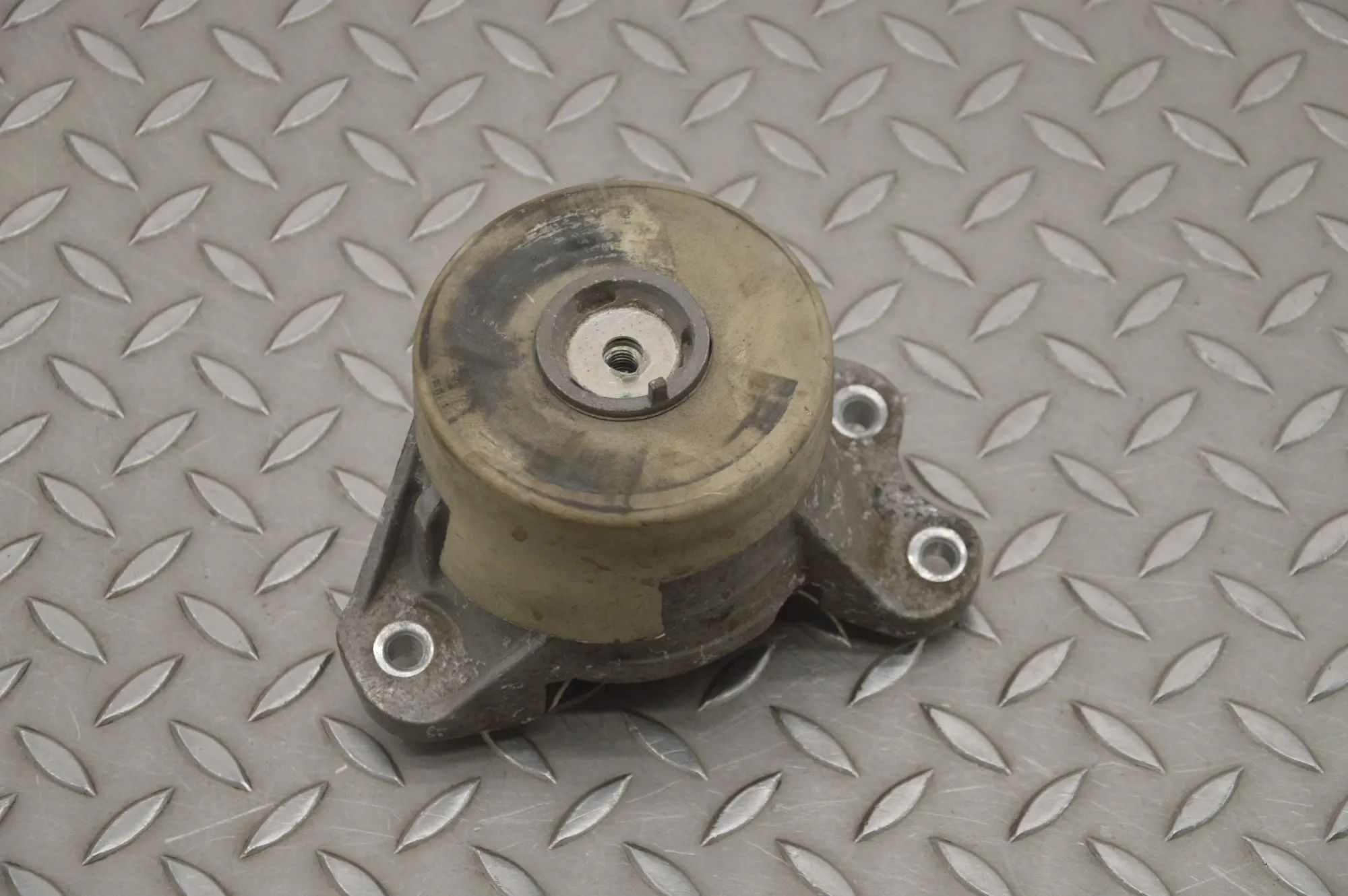 Mercedes-Benz GLC (X253) Right Side Engine Mount