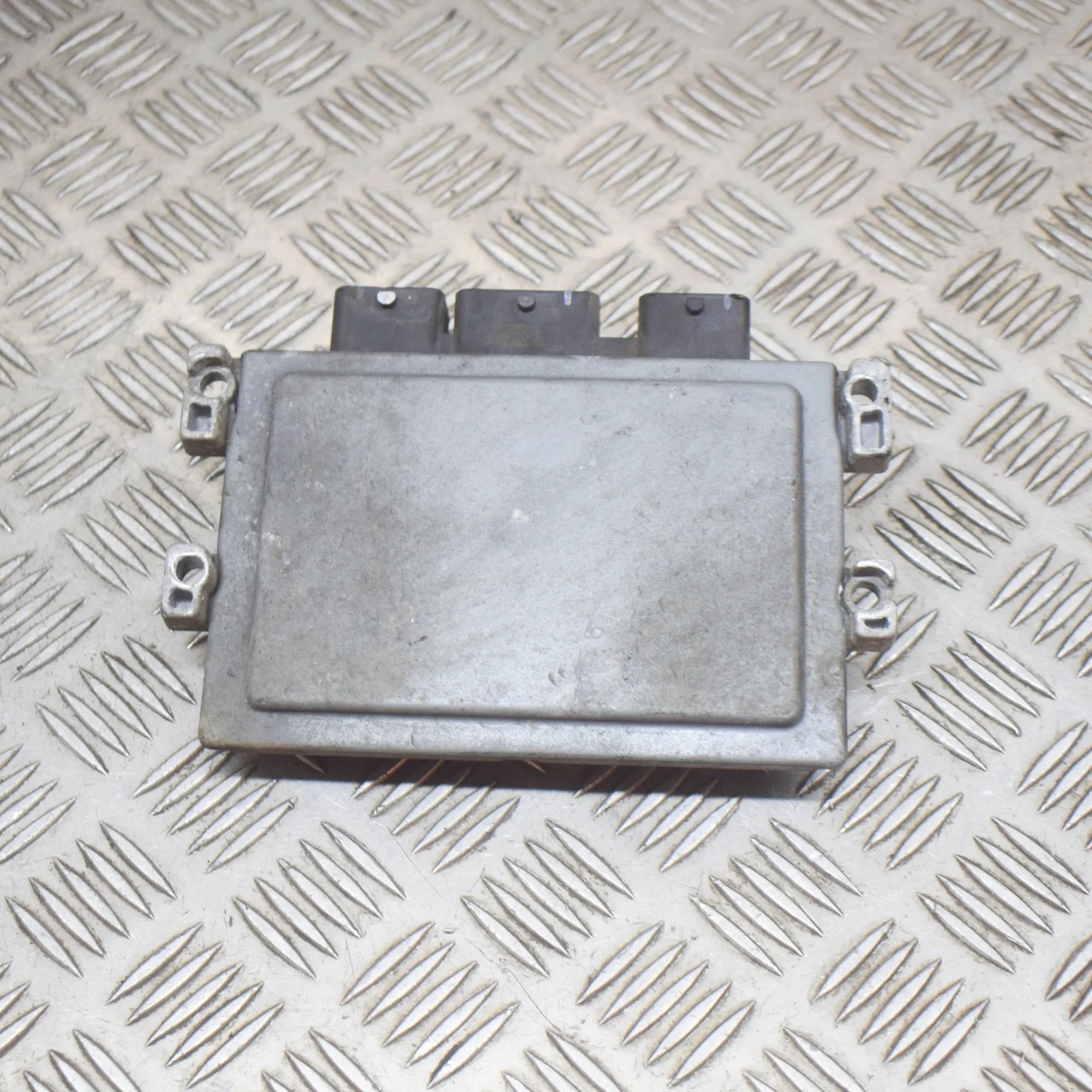 Ford Fiesta Engine Control Unit Engine Control Unit — FORD FIESTA (VI) (2008-.....