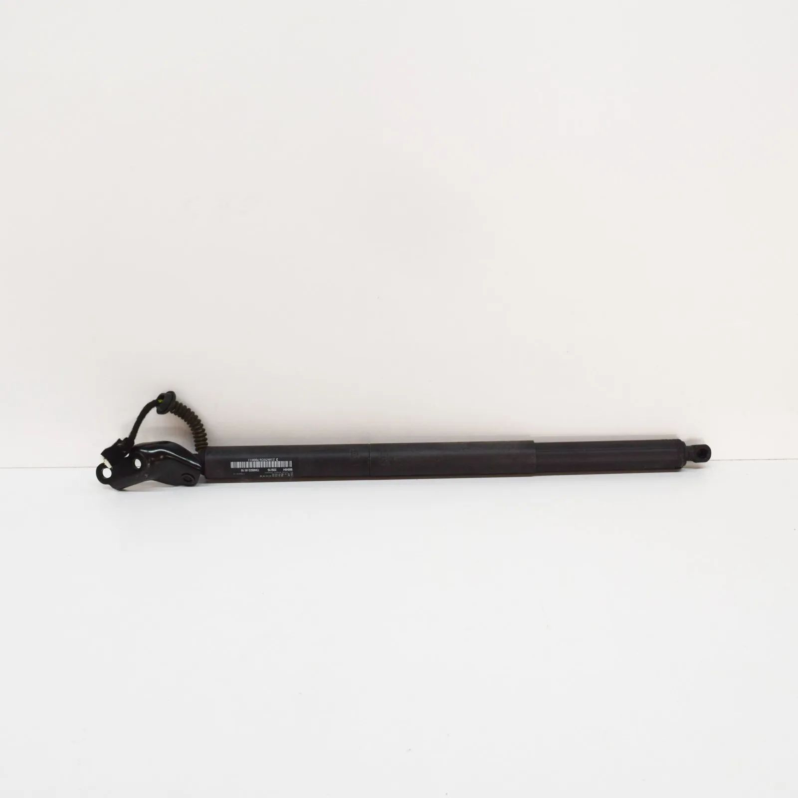 BMW 2 (F22 / F23) Left Side Tailgate Gas Strut Left Side Tailgate Gas Strut — BMW 2 SERIES (Ac...