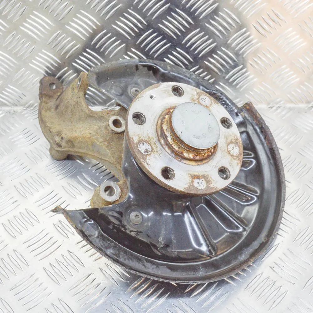 Volkswagen Golf 6 Rear Right Wheel Hub Rear Right Wheel Hub — VW GOLF (VII 5G1, BQ1, B...
