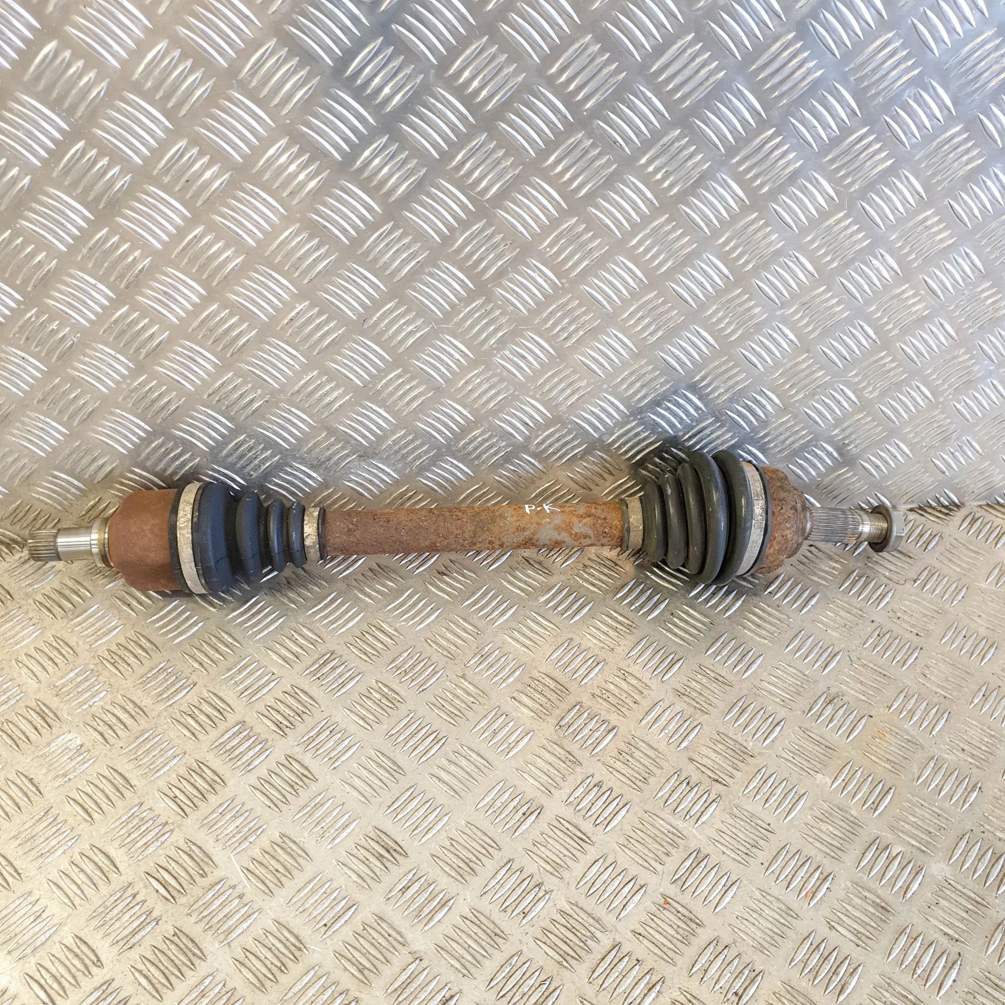 Peugeot 508 Front Left Driveshaft Front Left Driveshaft — PEUGEOT 508 (2010-2018)...