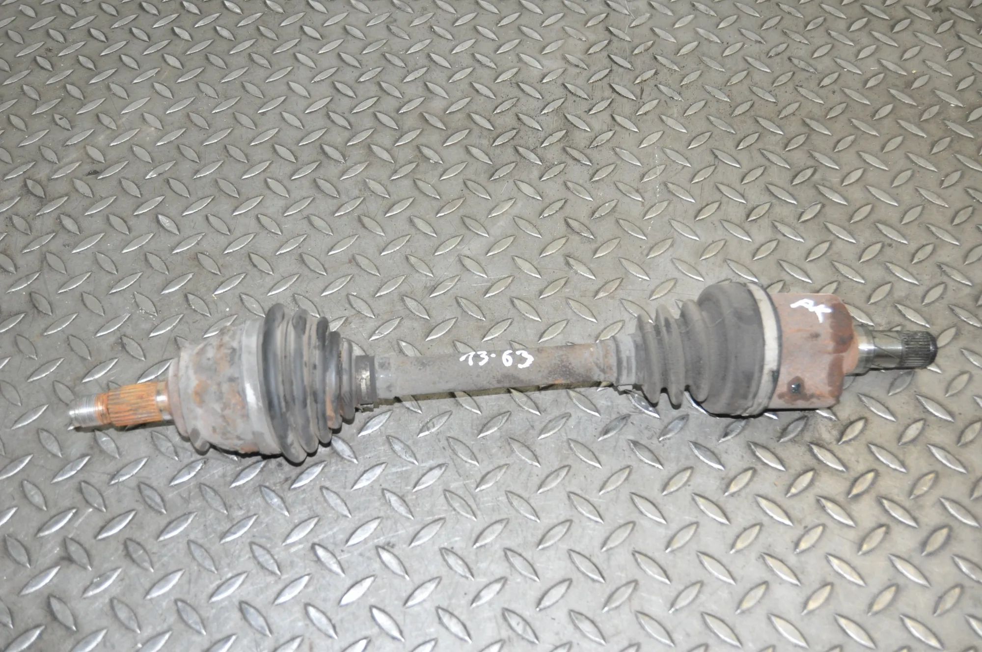 Mini One, Cooper (R50 / R52 / R53) Front Left Driveshaft Front Left Driveshaft — MINI COOPER (R56) (2005...