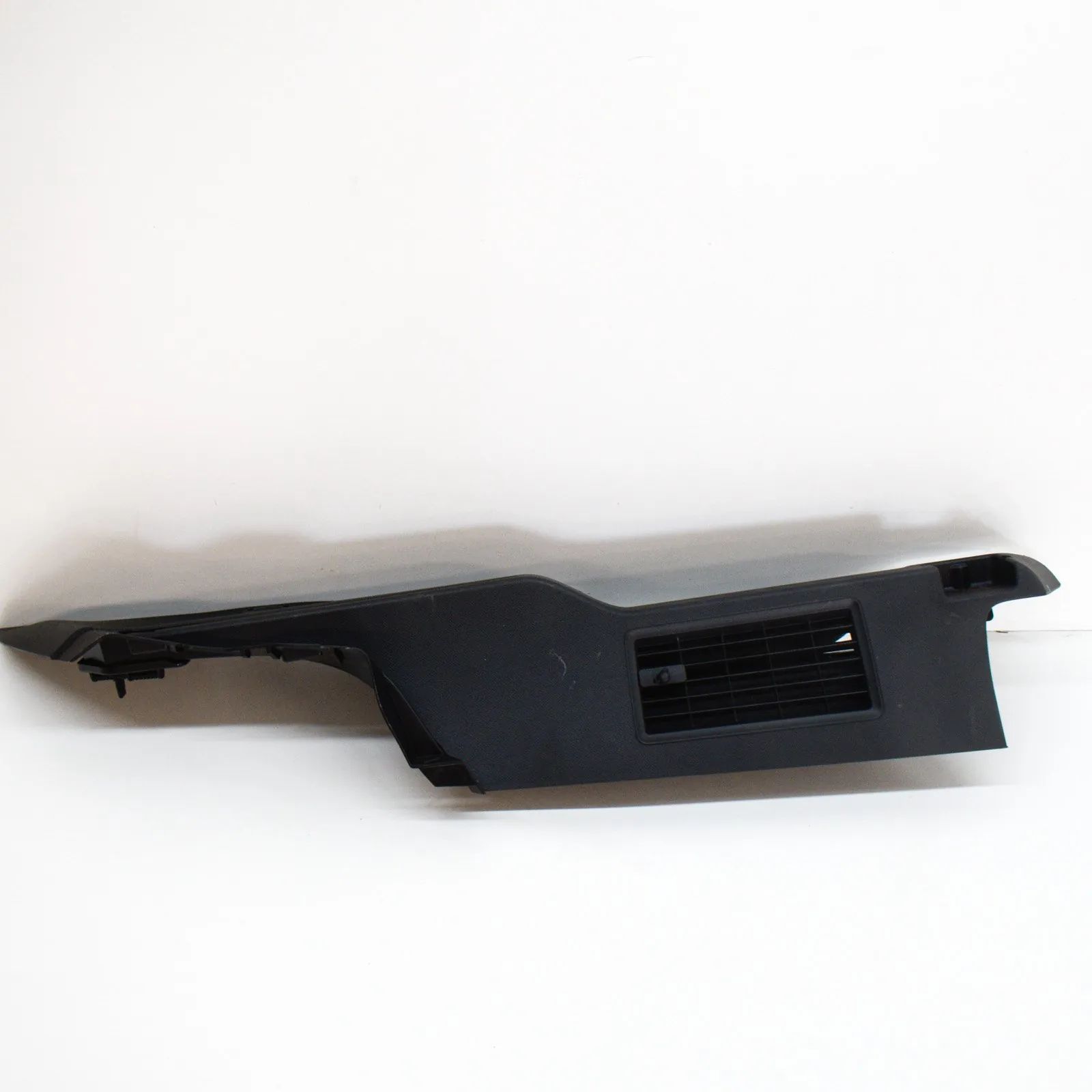 Volvo XC90 Right Side Trunk Trim Right Side Trunk Trim — VOLVO XC90 (II) (2014-....