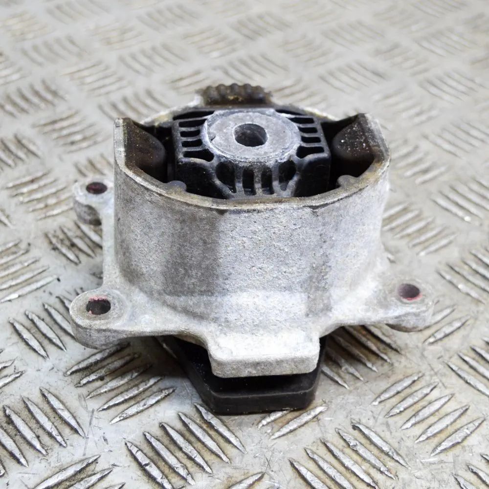 Jaguar I-Pace Left Side Engine Mount