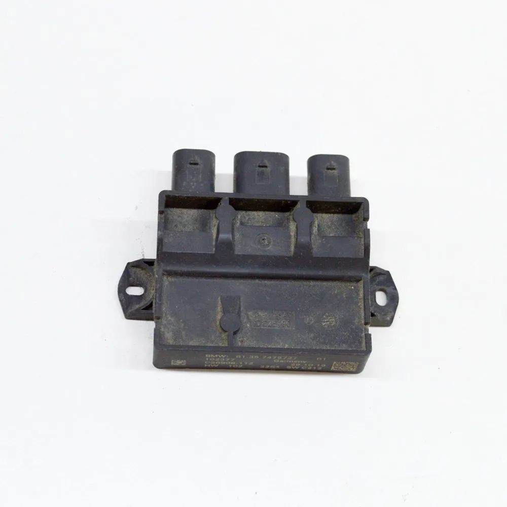 BMW 2 (F22 / F23) Tailgate Bootlid Control Unit Tailgate Bootlid Control Unit — BMW 2 SERIES (A...