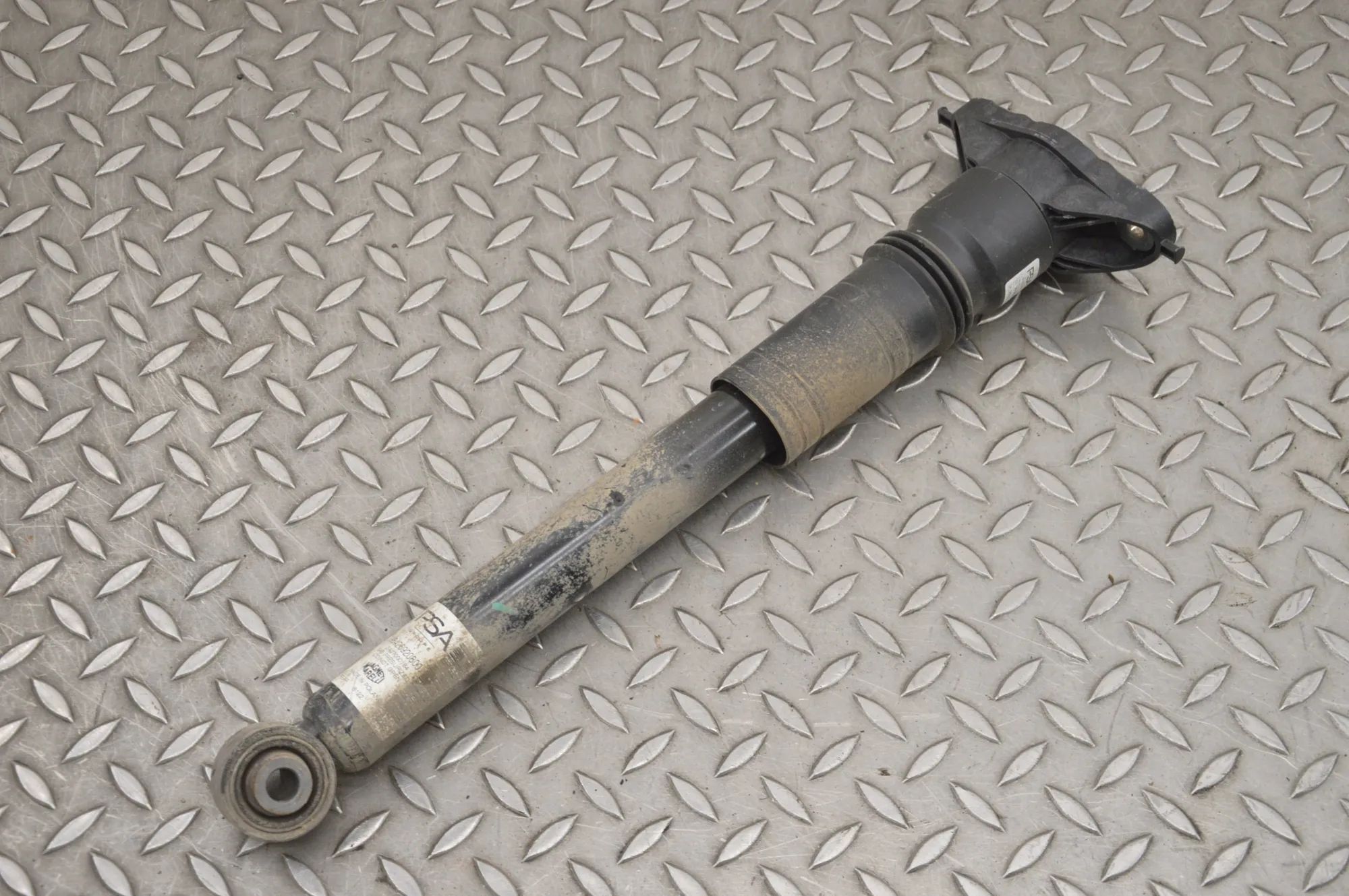 Opel Mokka (B) Shock absorber — rear right