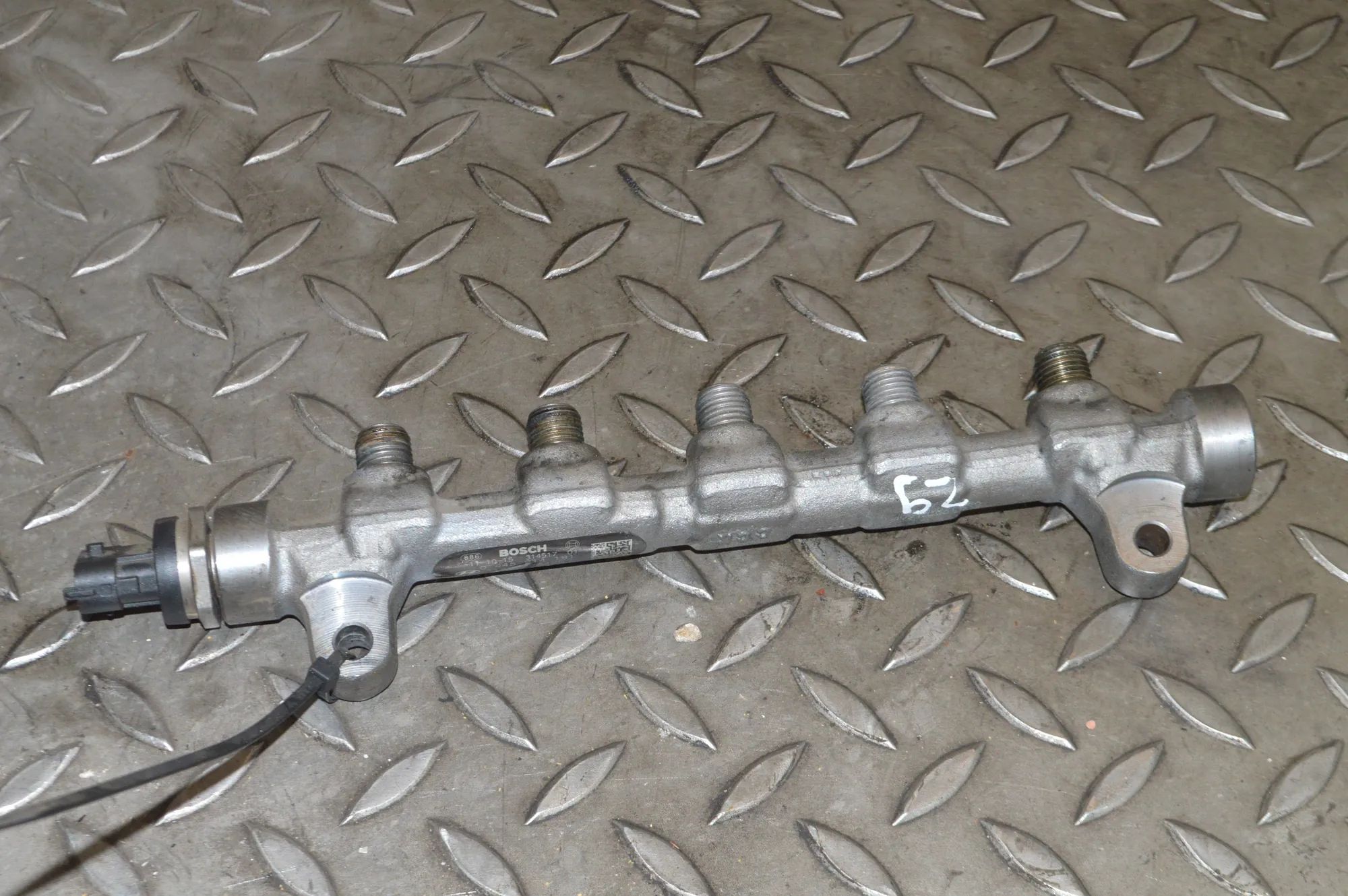Hyundai i40 Fuel Rail Fuel rail — HYUNDAI I40 (VF) (2012-...) — 31400...