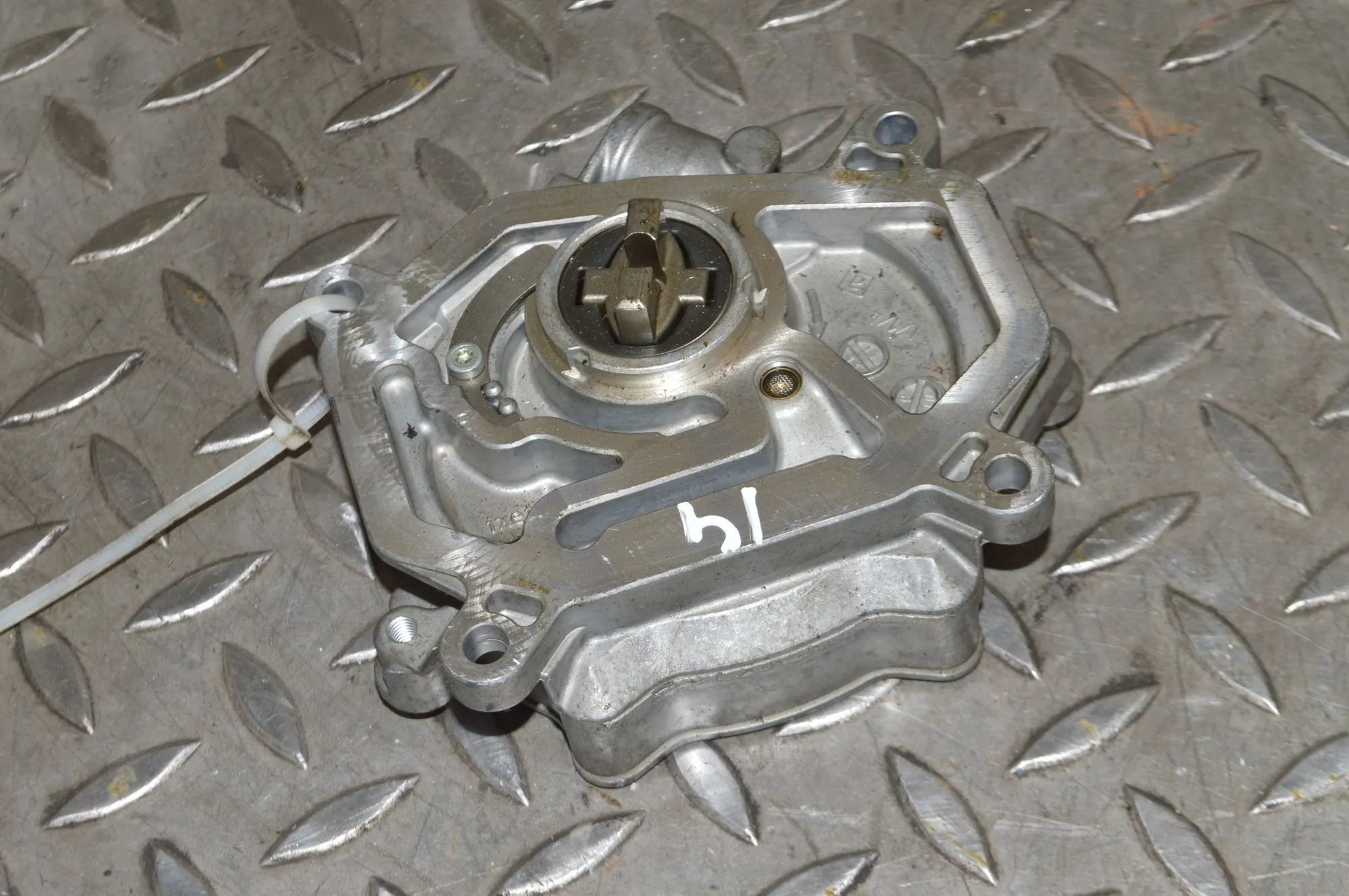 Mercedes-Benz GLA (X156) Вакуум насос Vacuum Pump — MERCEDES BENZ GLA (X156) (2013-.....